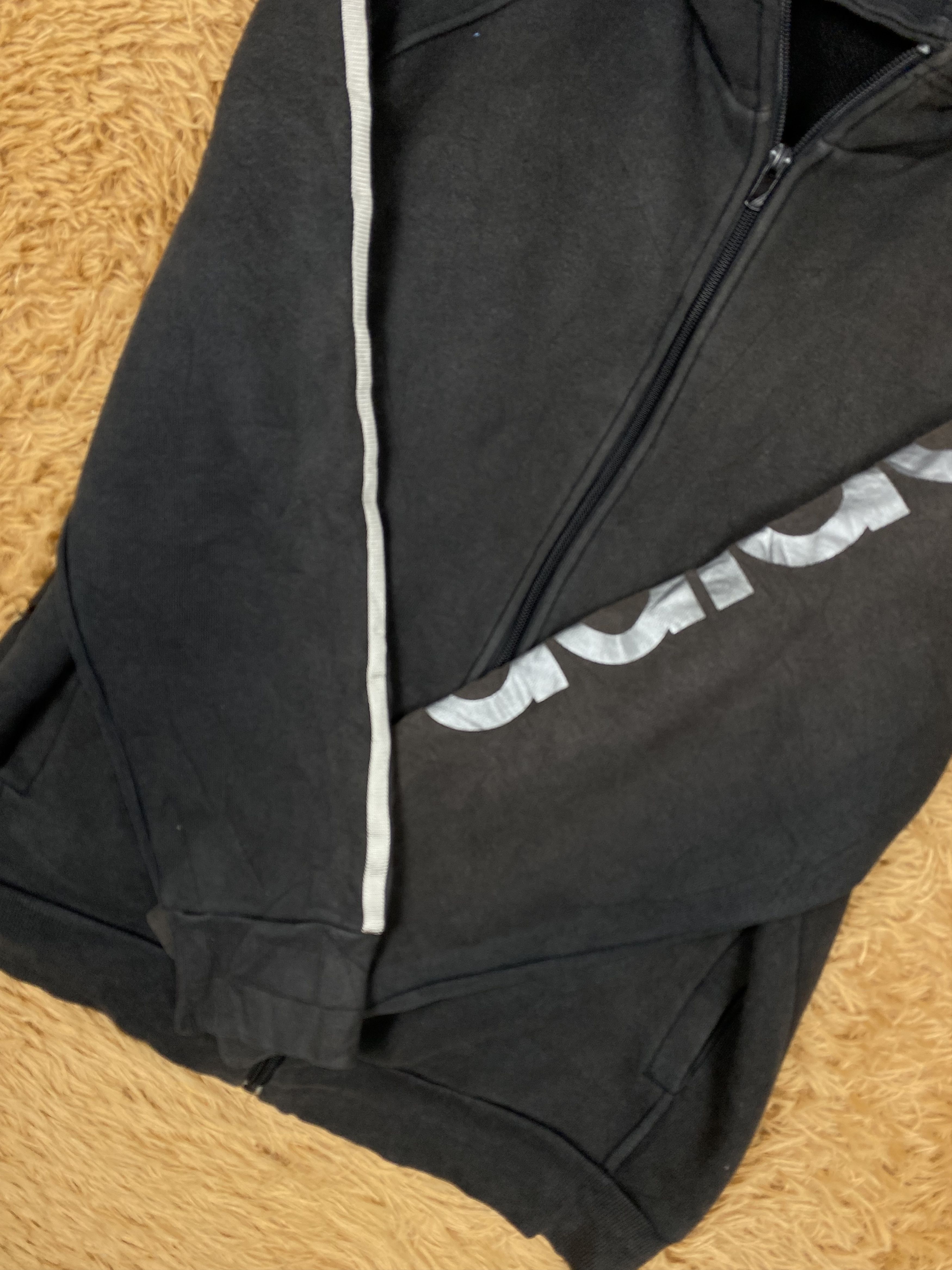 Adidas Vintage Adidas Three Stripe Hoodies PS0324 Size US L / EU 52-54 / 3 - 4 Thumbnail