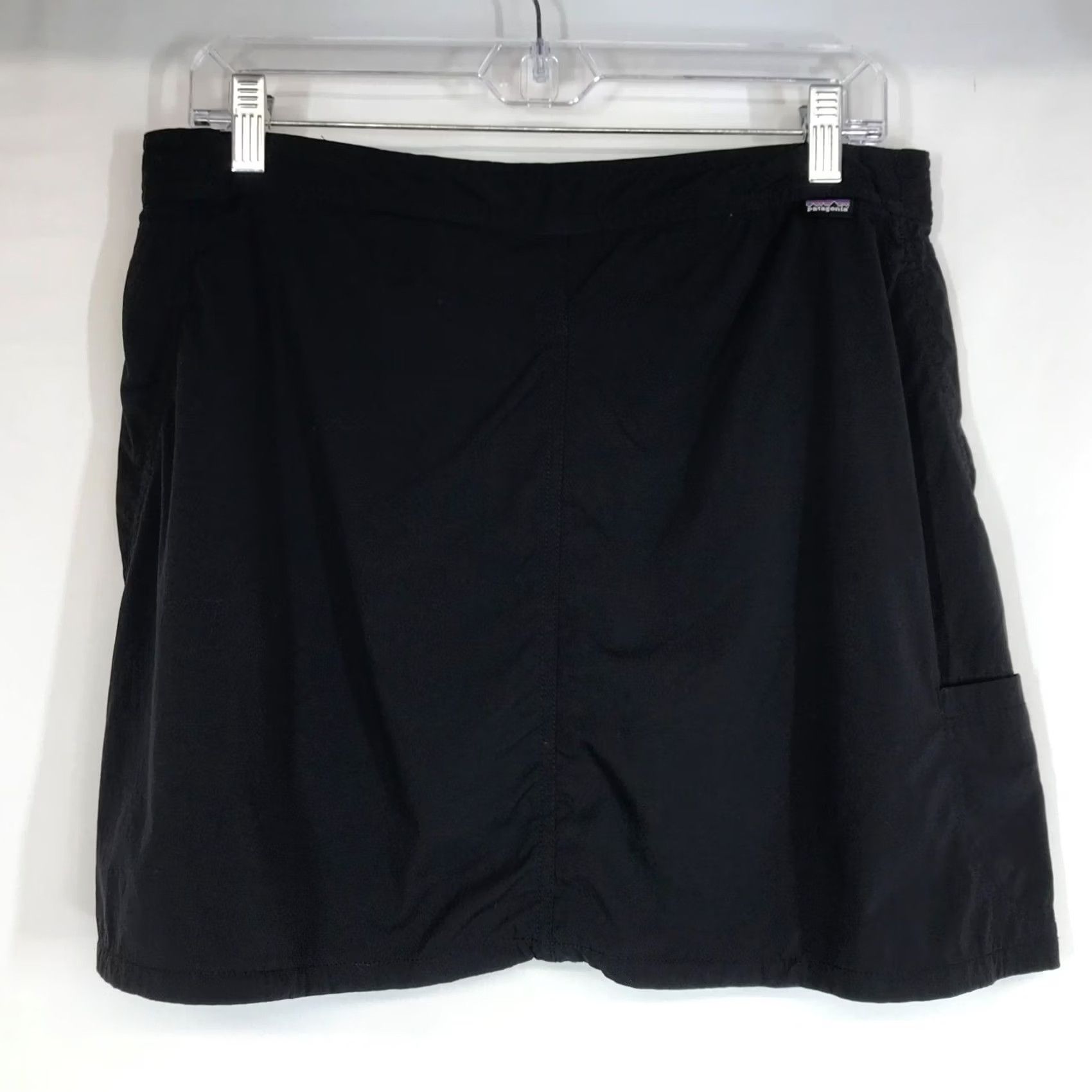 Patagonia PATAGONIA Womens 10 Black Nylon Skort Skirt Casual Size 32" / US 10 / IT 46 - 4 Thumbnail