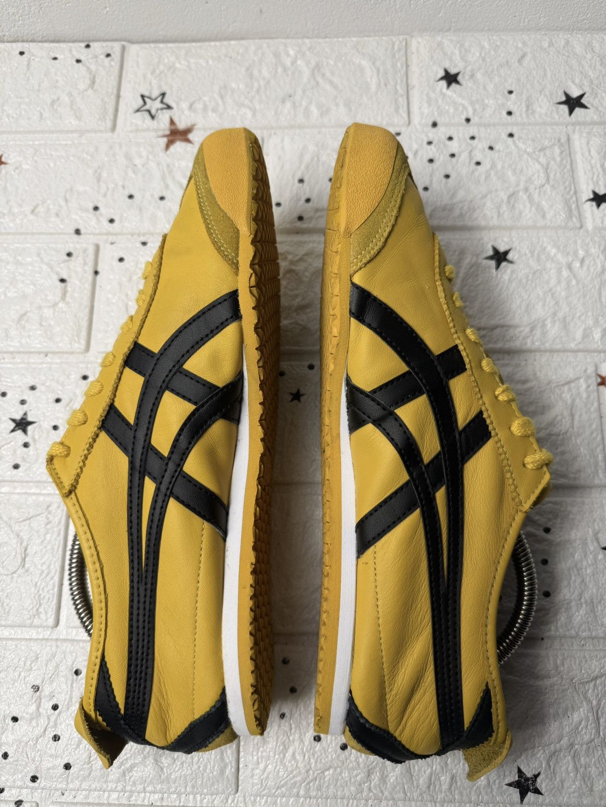 Onitsuka Tiger ONITSUKA TIGER MEXICO 66 YELLOW US9 UK8 EUR42.5 Casual Size US 9 / EU 42 - 11 Thumbnail