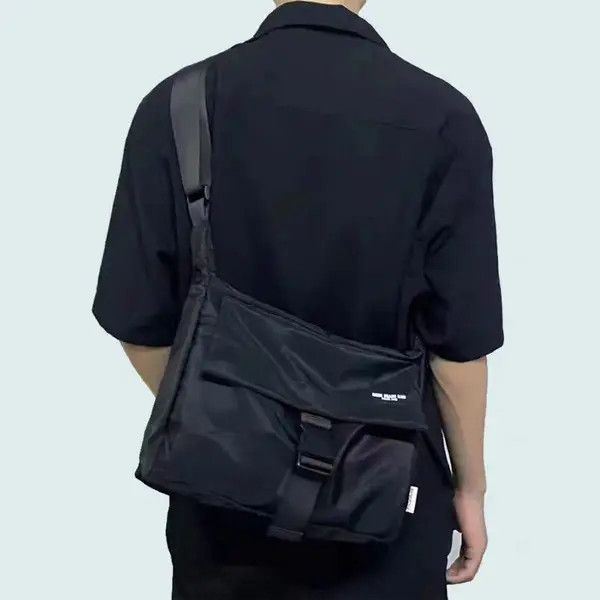 VIBE High Street Retro Large Capacity Shoulder Crossbody Bag Size ONE SIZE - 1 Thumbnail