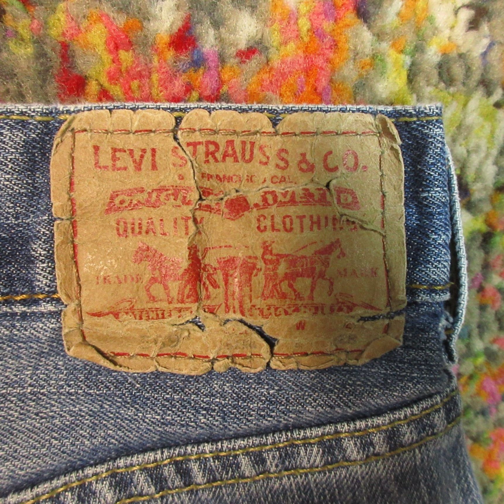 Levi's Levi's Denim Cut Off Shorts Bermuda 30 Women 3 Inseam Medium Wash Blue Pockets Zip Front Casual Summer Mens Womens Boys Girls Size 30" / US 8 / IT 44 - 3 Thumbnail