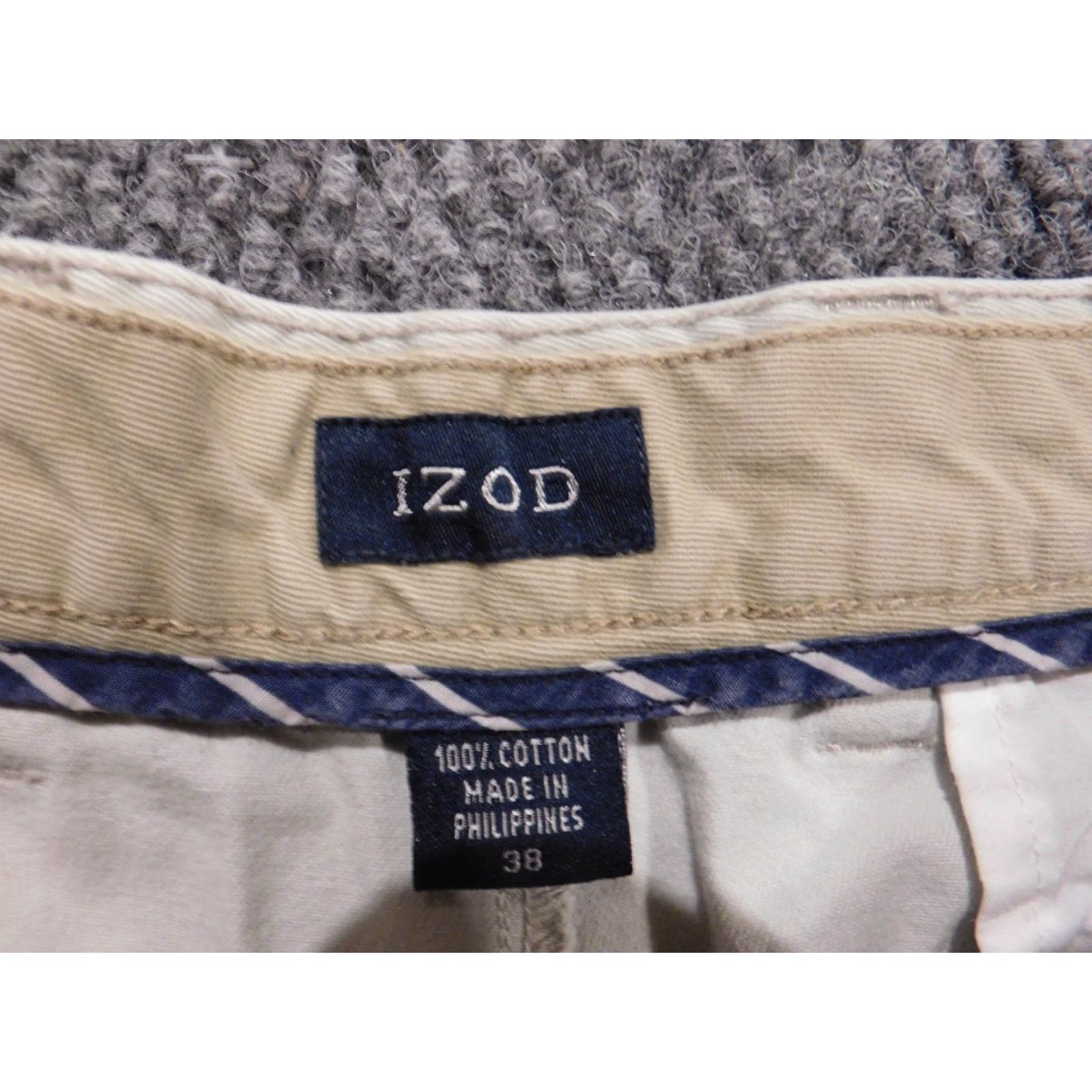 Izod IZOD Mens Shorts 38 beige chino straight regular Relaxed Flat Front Cotton Denim Logo Casual Men Shorts Beige 38 Mens Regular Colorful American 90s? Size US 38 / EU 54 - 7 Thumbnail
