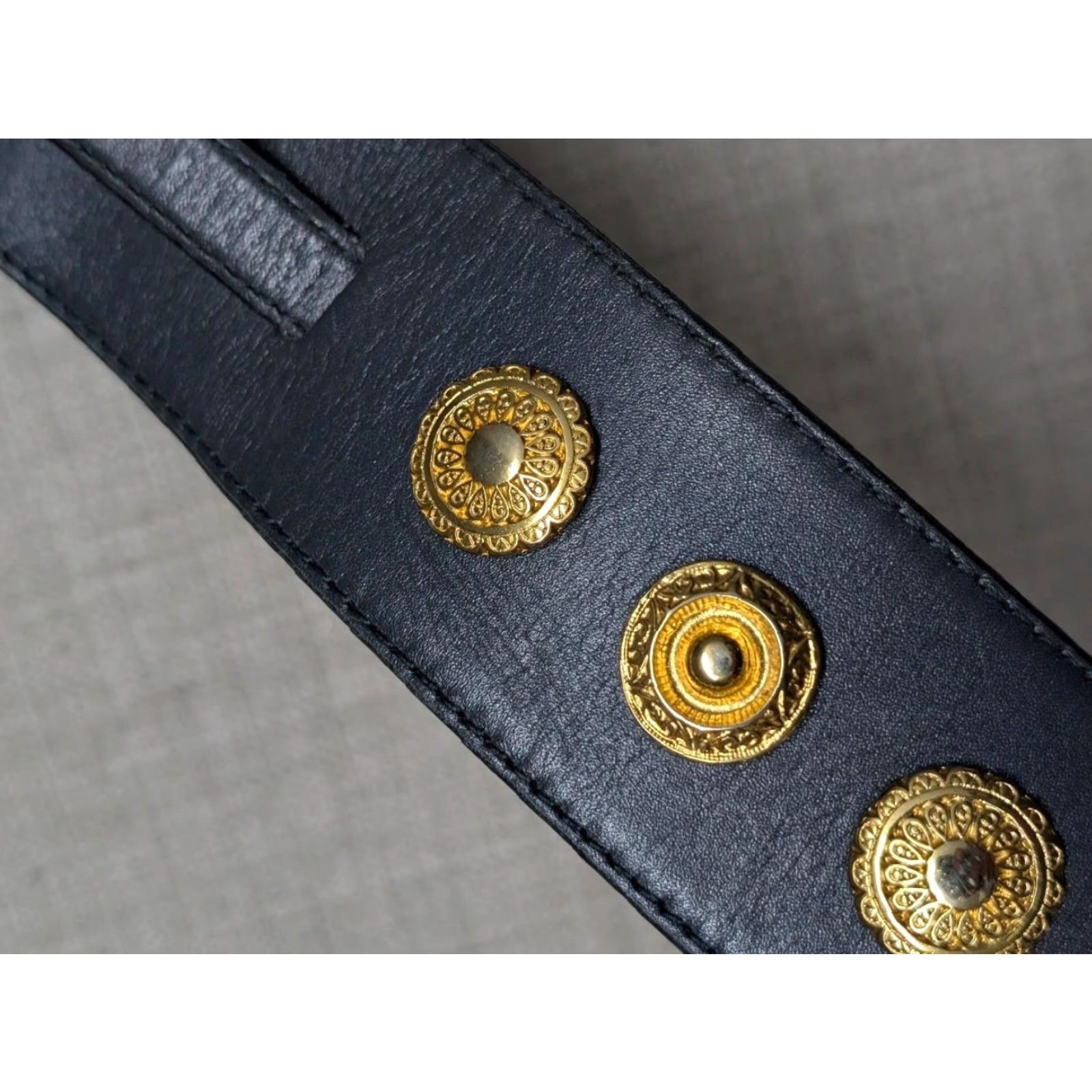 Escada VINTAGE Escada belt gray leather with brass buckle belt Germany XS belt width 2" Glam BLING Western 26 or less Womens XS Size ONE SIZE - 4 Thumbnail
