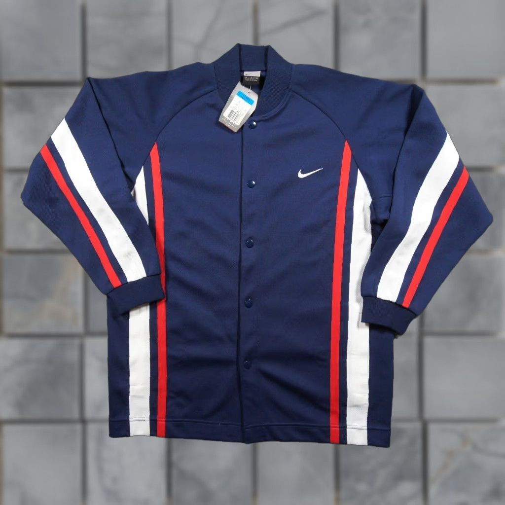 Nike VINTAGE Nike Jacket Mens M Blue Snap Button Warm Up Basketball Japanese NEW Size US M / EU 48-50 / 2 - 1 Thumbnail