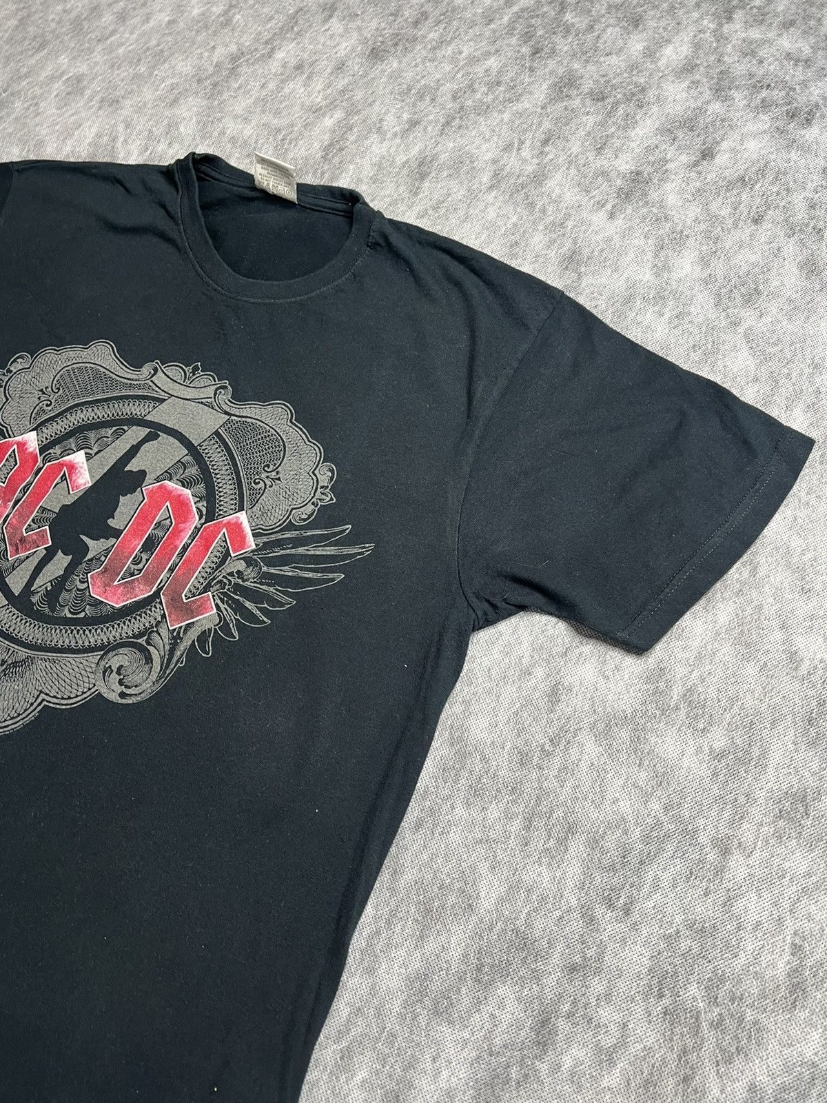 AC/DC AC/DC VINTAGE ROCK TOUR 2009 EMO PUNK ROCK MENS SHIRT Size US XL / EU 56 / 4 - 7 Thumbnail