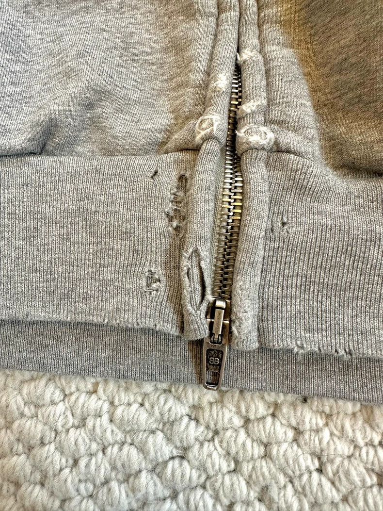 Balenciaga Balenciaga 23SSPrint New Grey Destruction Zip Sweater Jacke Size US S / EU 44-46 / 1 - 5 Thumbnail