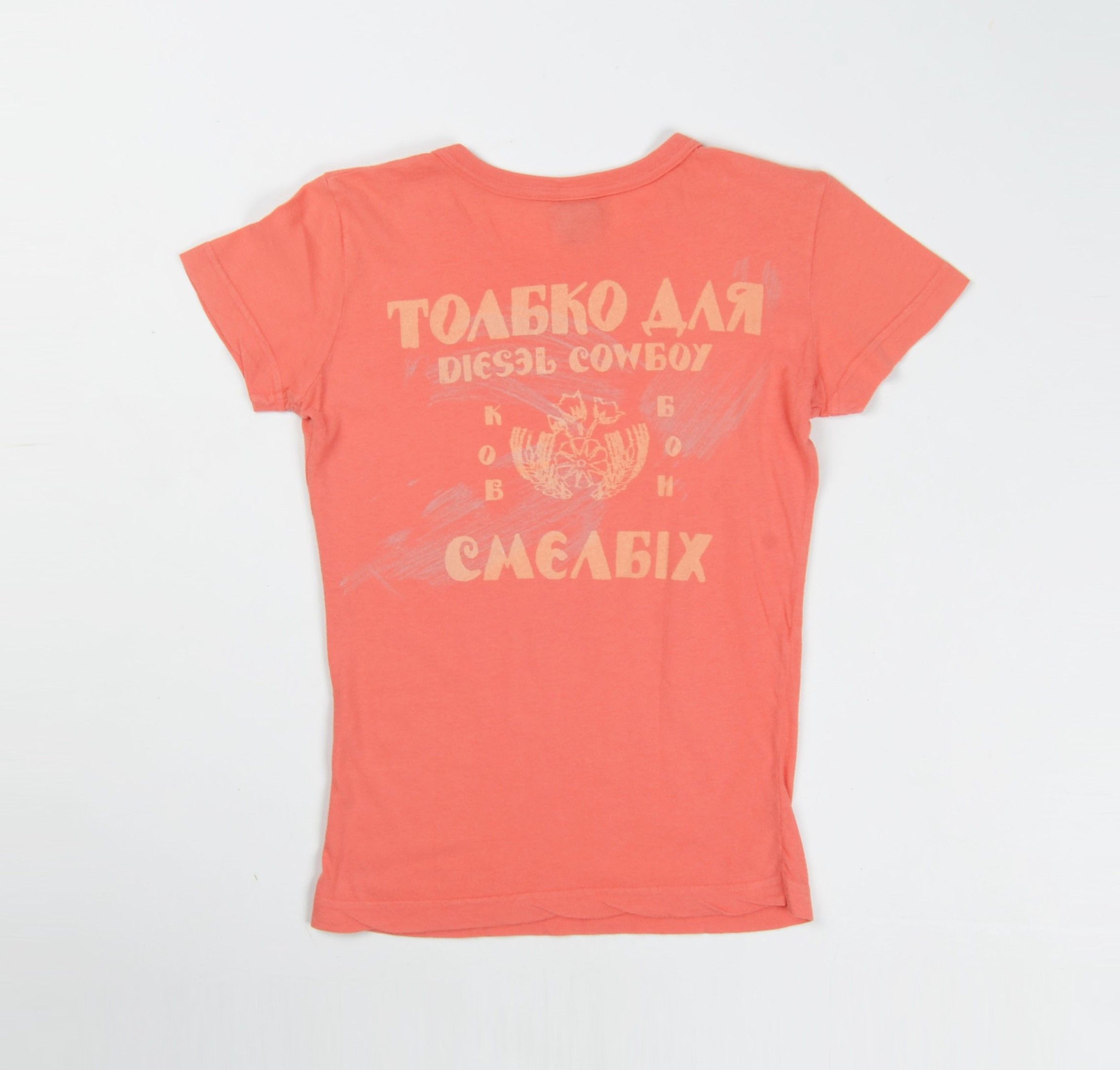 Diesel Vintage Diesel Rare Archive Cyrillic Print Cowboy Tee Size S / US 4 / IT 40 - 1 Thumbnail