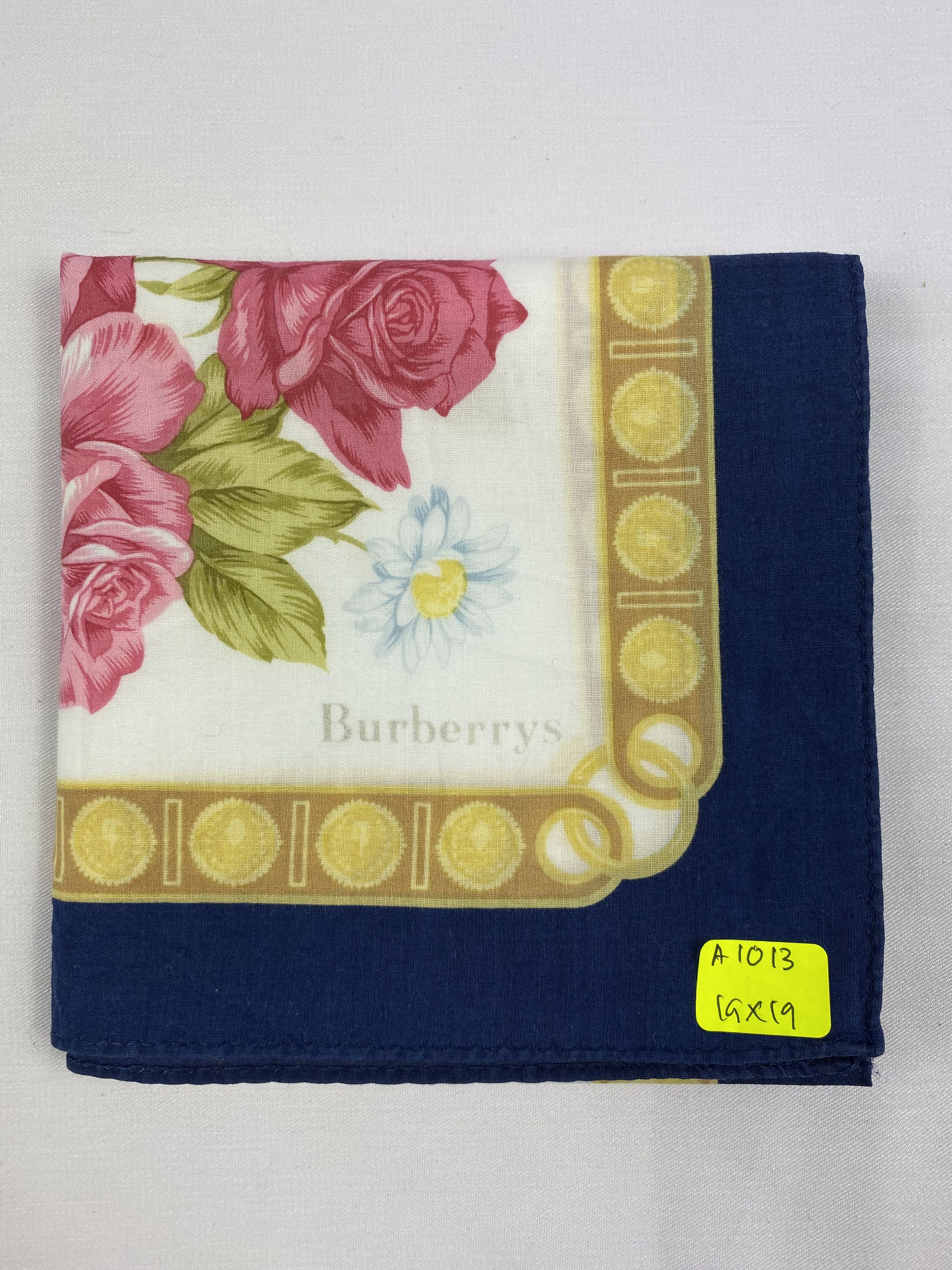 Burberry Burberry Handkerchief / Bandana / Neckerchief Size ONE SIZE - 6 Thumbnail