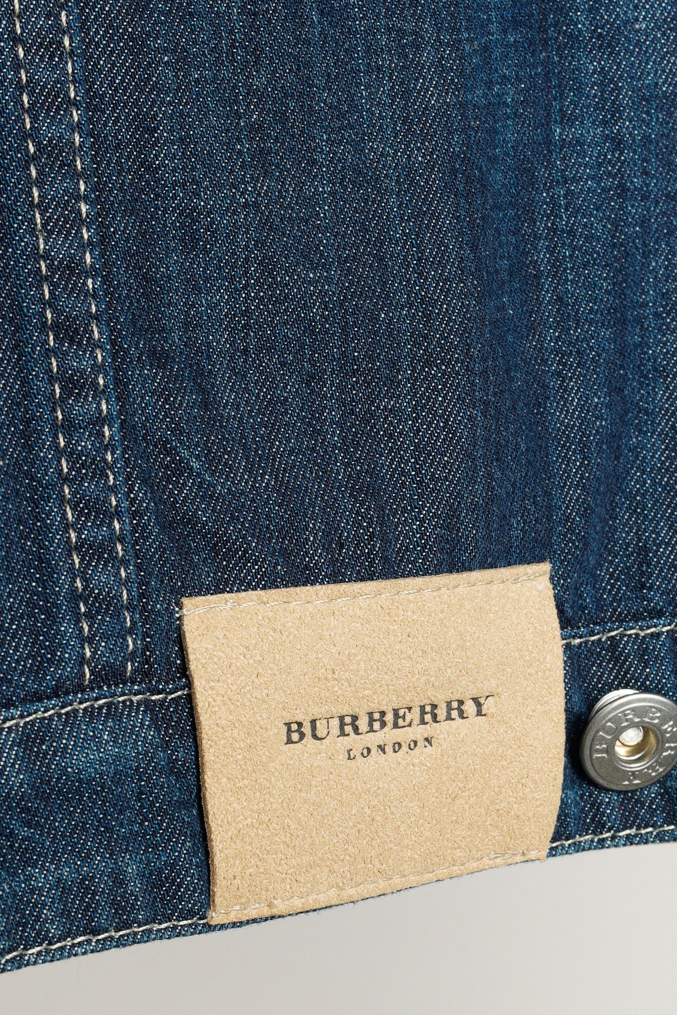 Burberry Burberry Check-Cuff Buttoned Denim Jacket Size XS / US 0-2 / IT 36-38 - 9 Thumbnail