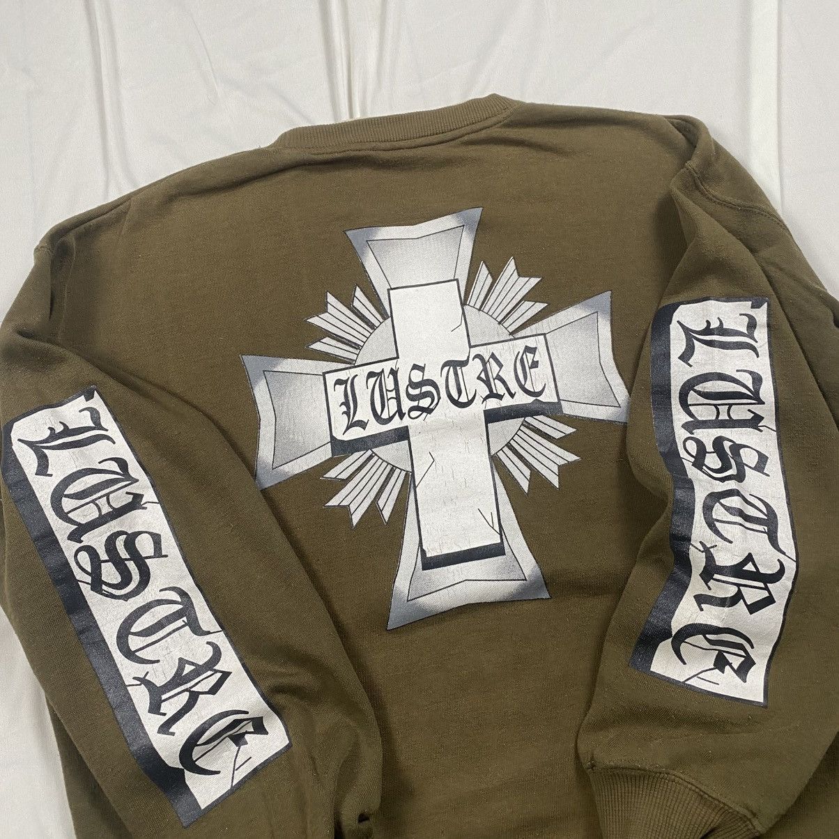 Japanese Brand Vintage y2k Lustre Cross Tattoo Boxy Crewneck Size US M / EU 48-50 / 2 - 3 Thumbnail