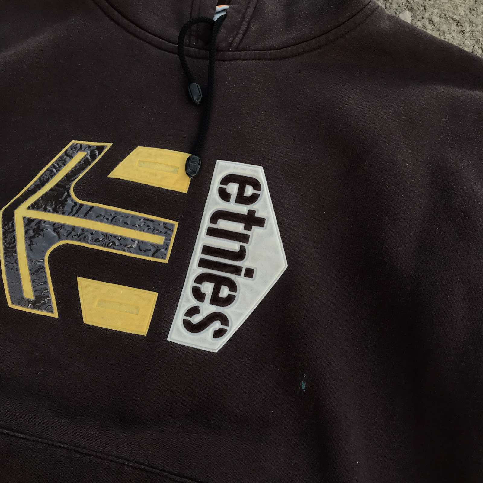 Etnies VINTAGE Y2K ETNIES BROWN SKATEBOARDS HOODIE 90S Size US XL / EU 56 / 4 - 3 Thumbnail