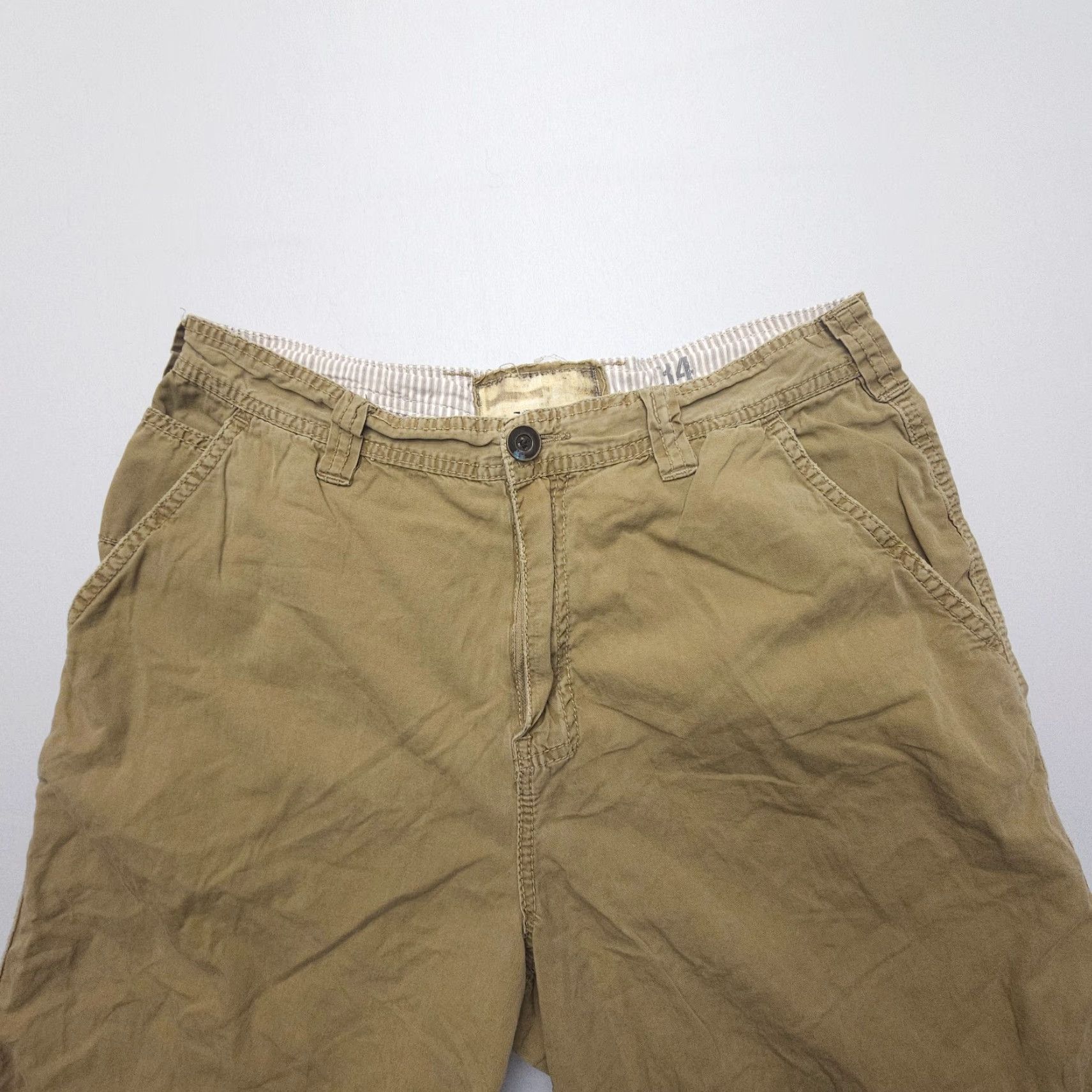 Vintage Bucke Buckle BKE Chino Shorts Mens 34 Khaki 100% Cotton Baggy Y2K 2000's Chino Shorts Buckle Mens 34 Khaki Cotton Baggy Y2K 2000s Vintage No N/A Size US 34 / EU 50 - 3 Thumbnail