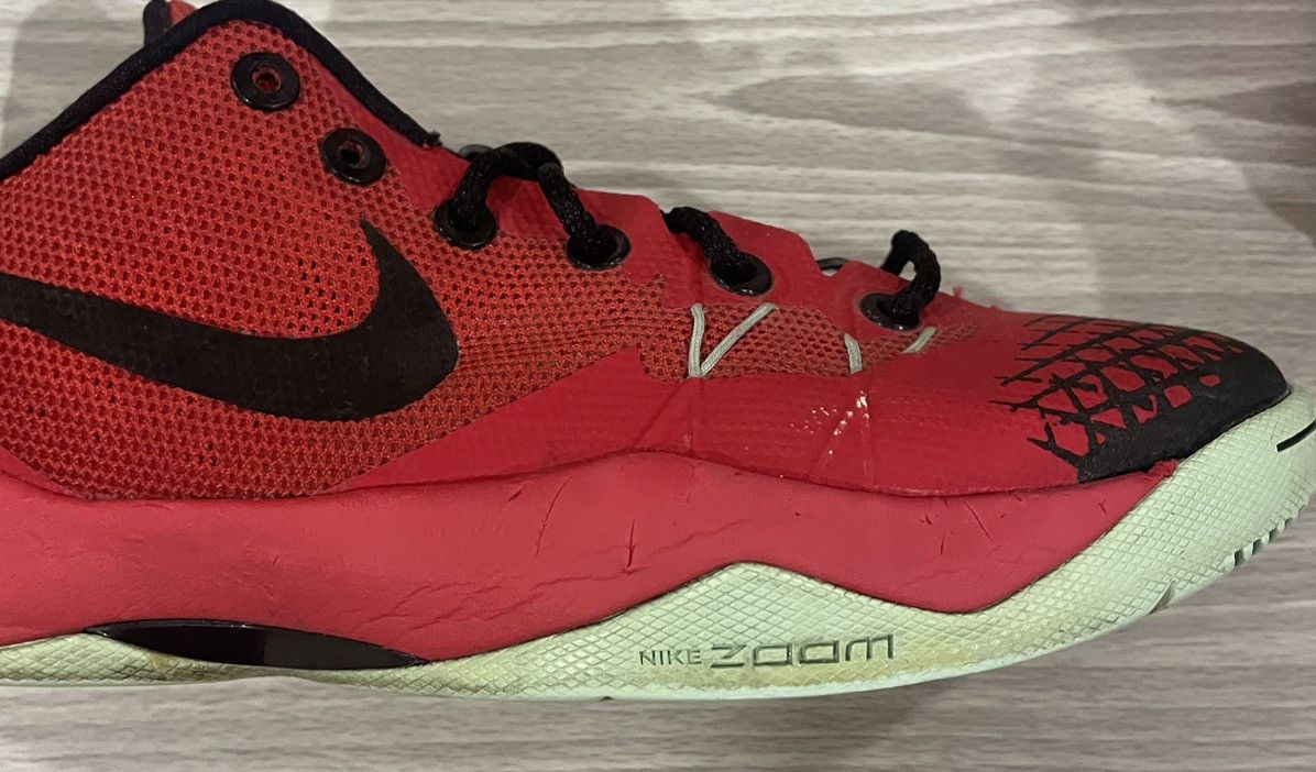 Nike Nike Air Zoom Kobe Venomenon 4 University Red Men's Size 8.5 Size US 8.5 / EU 41-42 - 11 Thumbnail