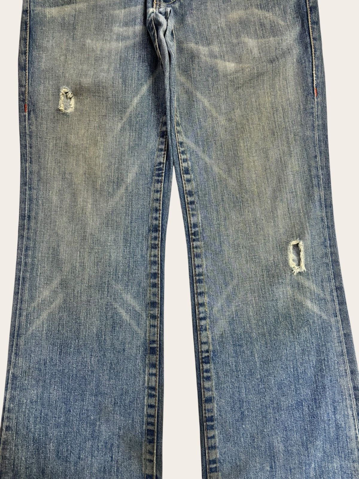 True Religion Vtg True Religion BILLY Distress Flared Yellow Faded Jeans Size US 34 / EU 50 - 4 Thumbnail
