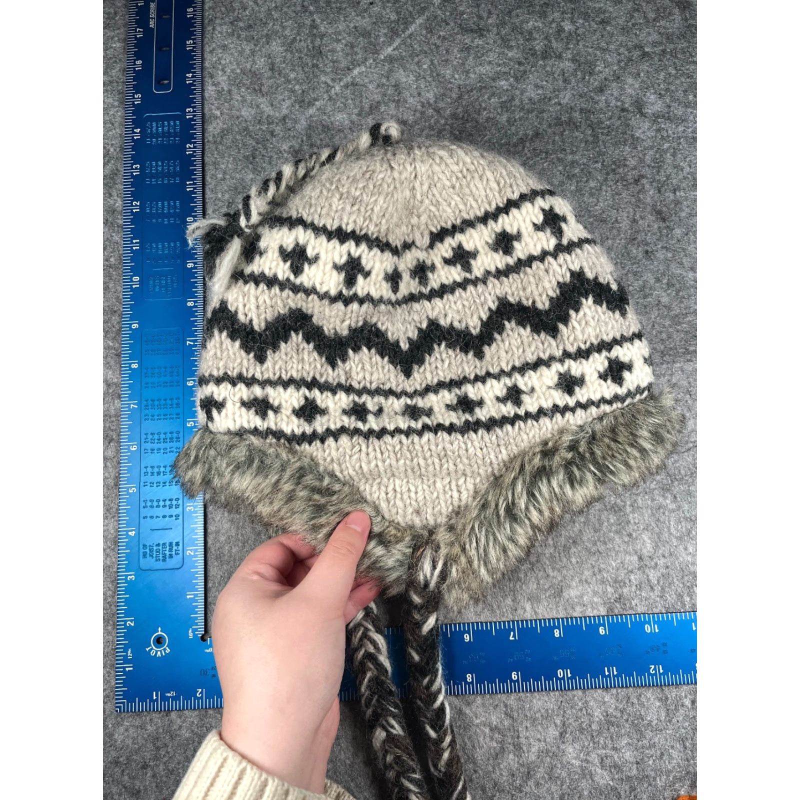 Vintage Himalaya Collection Beanie Hat Adult One Size Gray 100% Wool Lined Ear Flap Knit Wool Geometric Inspected Casual Workwear Mens Womens Unisex Adults Size ONE SIZE - 5 Thumbnail