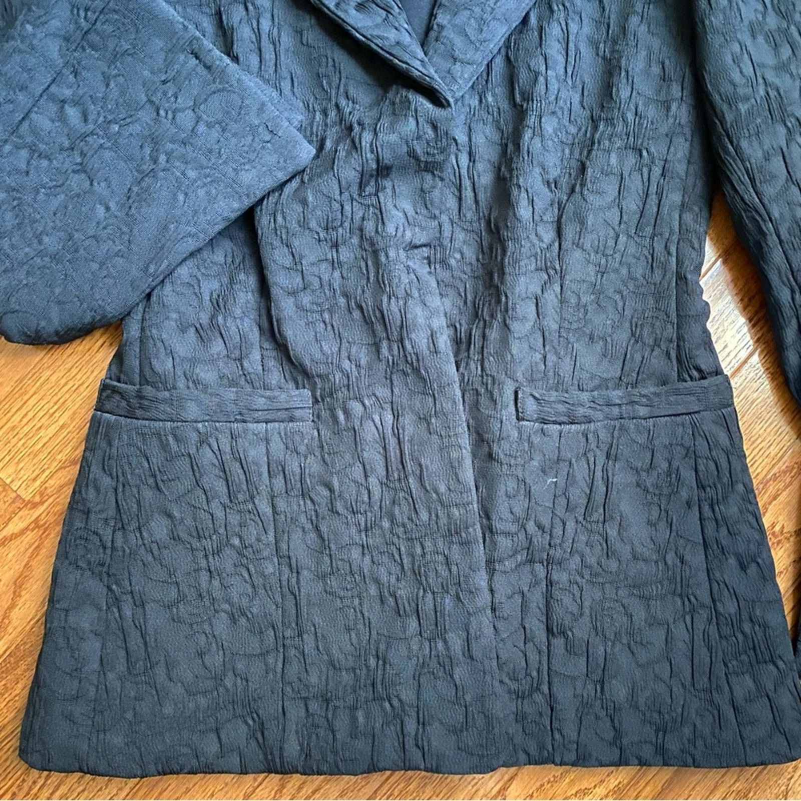 Other Josie Natori $895 Textured Split Sleeve Black Blazer 6 EUC Size M / US 6-8 / IT 42-44 - 10 Thumbnail