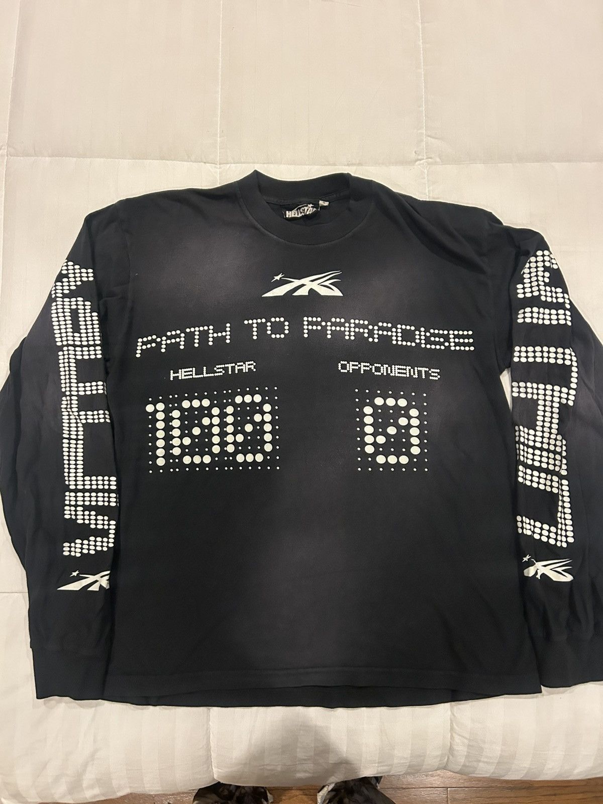 HELLSTAR HELLSTAR SCOREBOARD “PATH TO PARADISE” Size Medium Size US M / EU 48-50 / 2 - 1 Thumbnail