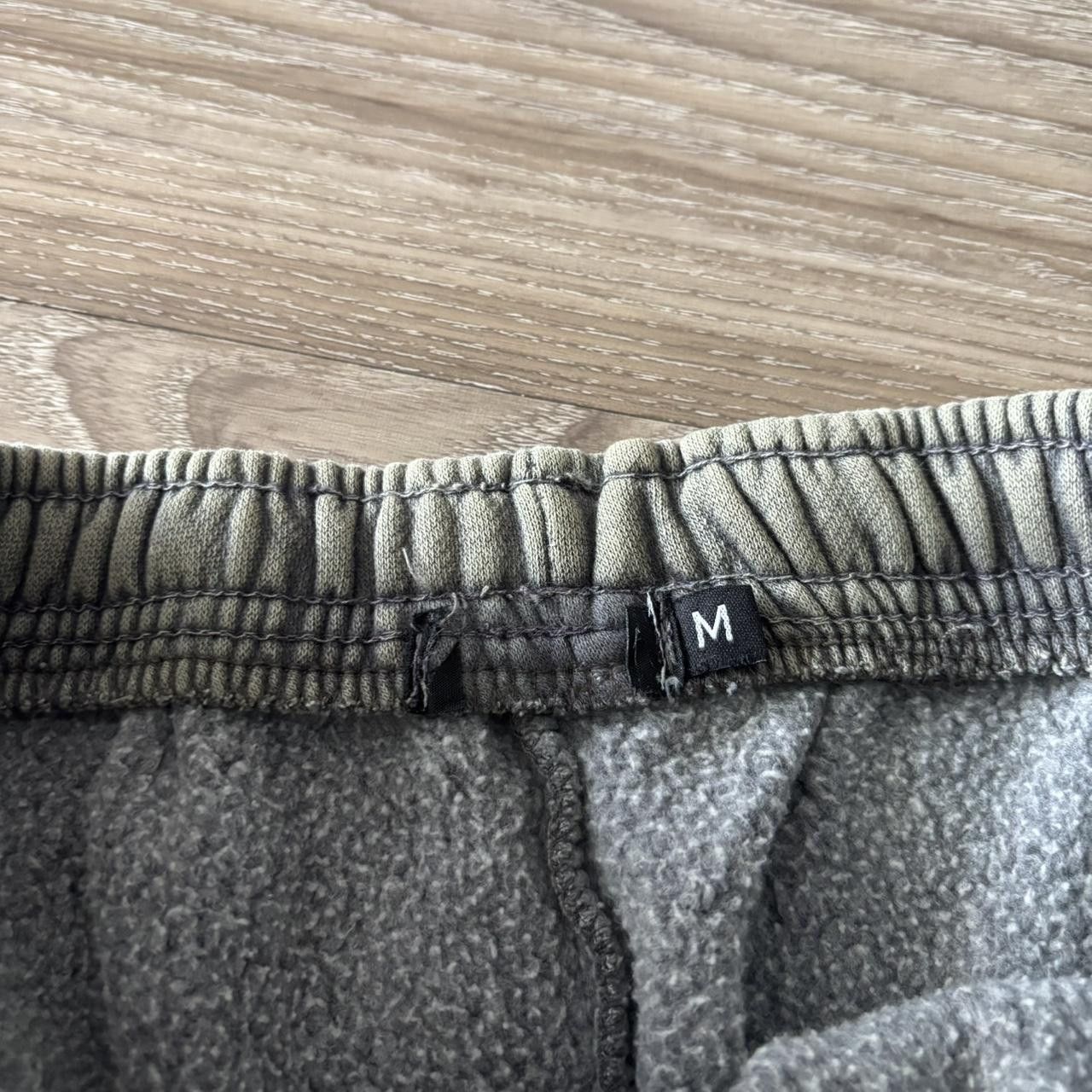 Vintage Crazy Vintage Y2K/2000s Faded Khaki Green Streetwear Essential Sweatpants! Size M Size US 30 / EU 46 - 6 Thumbnail