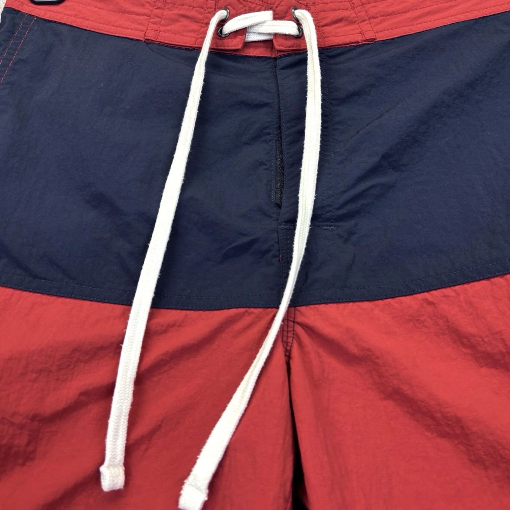 Finisterre Finisterre Badlands Board Shorts Size 28” Red Navy Recycled Nylon Vgc Surf/Swim/Board Shorts Men 28 Size US 28 / EU 44 - 5 Thumbnail