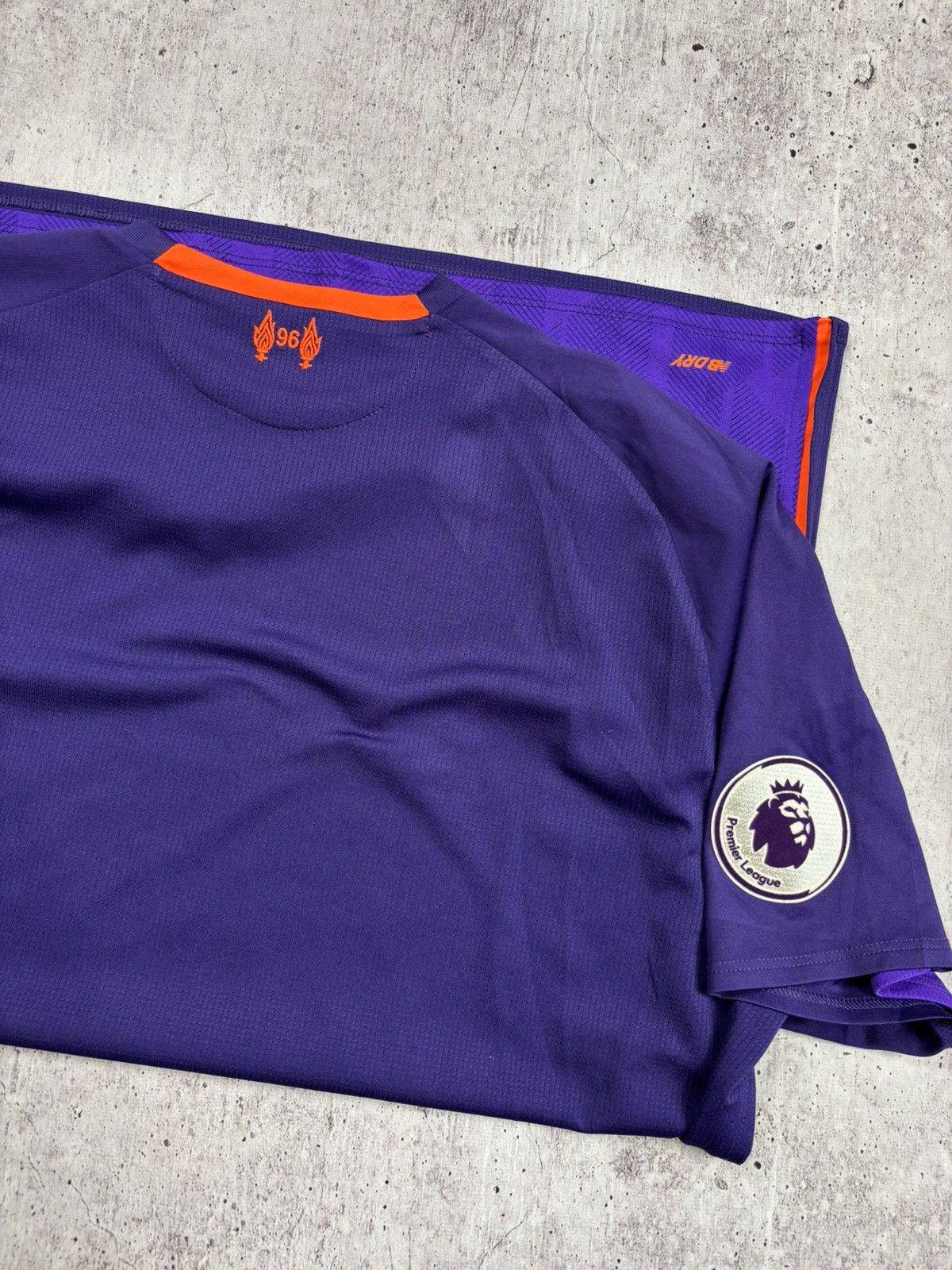 New Balance New Balance x Liverpool soccer jersey size XL Size US XL / EU 56 / 4 - 7 Thumbnail
