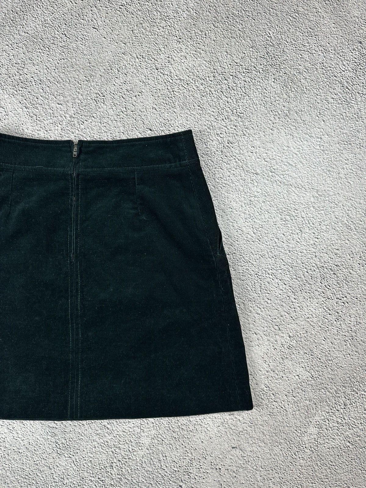 A.P.C. Vintage A.P.C Corduroy Velvet Skirt Old Money Style Classic Size 27" / US 4 / IT 40 - 7 Thumbnail