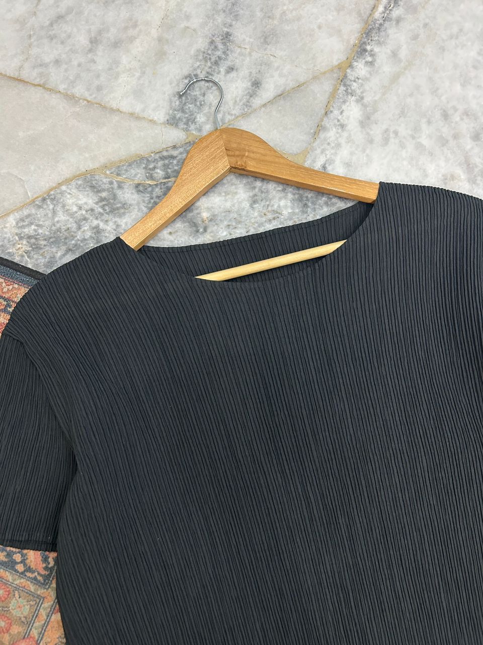 Issey Miyake Issey Miyake Black Pleated Short Sleeve Top Size US M / EU 48-50 / 2 - 7 Thumbnail