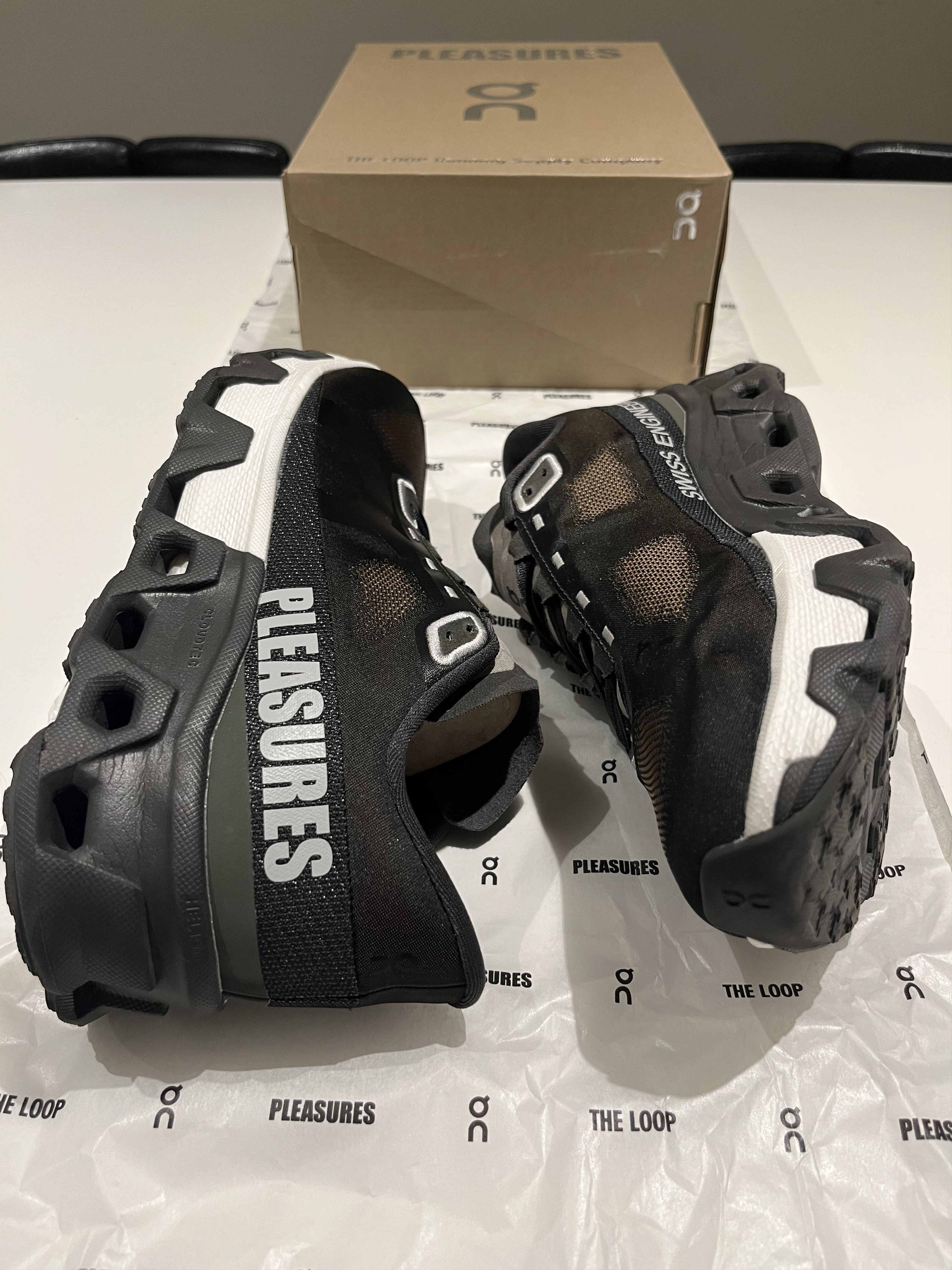 On On Running Cloudmonster Hyper TL Pleasures Espresso Size US 8 / EU 41 - 8 Thumbnail
