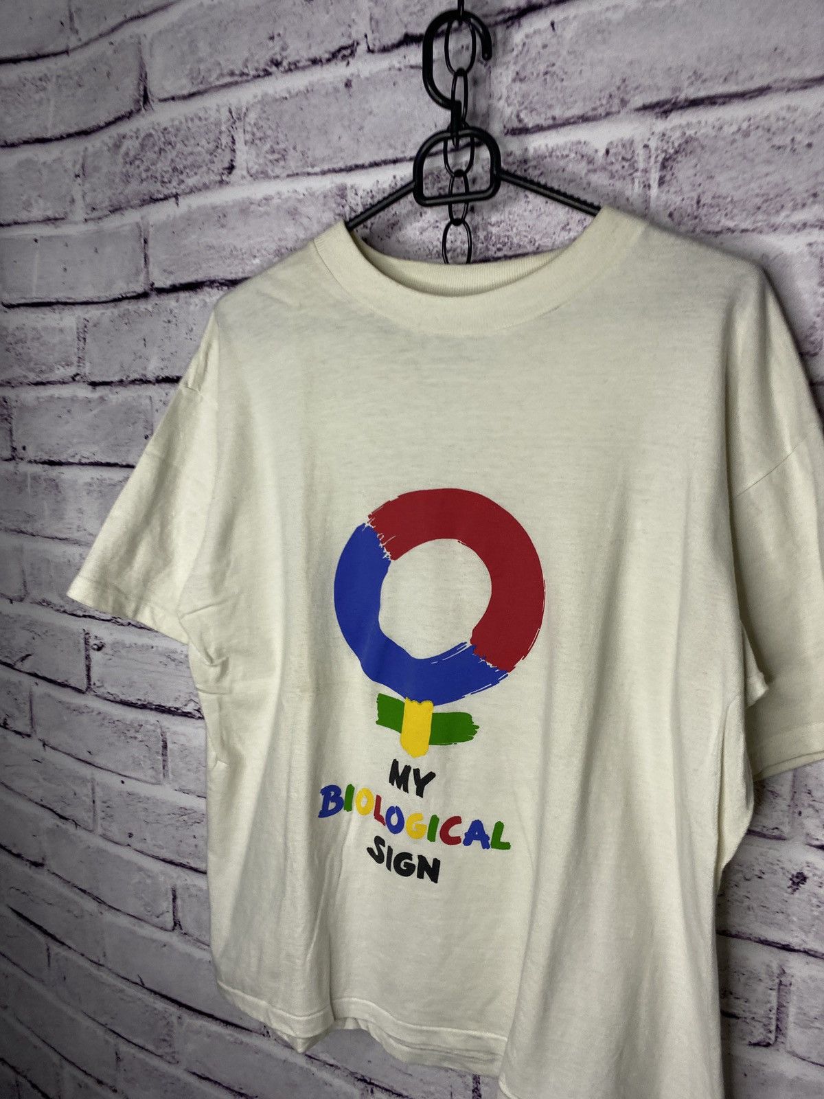 Vintage Vintage 90s Humor T-Shirt My Biological Sign Formula Tee Size US L / EU 52-54 / 3 - 4 Thumbnail