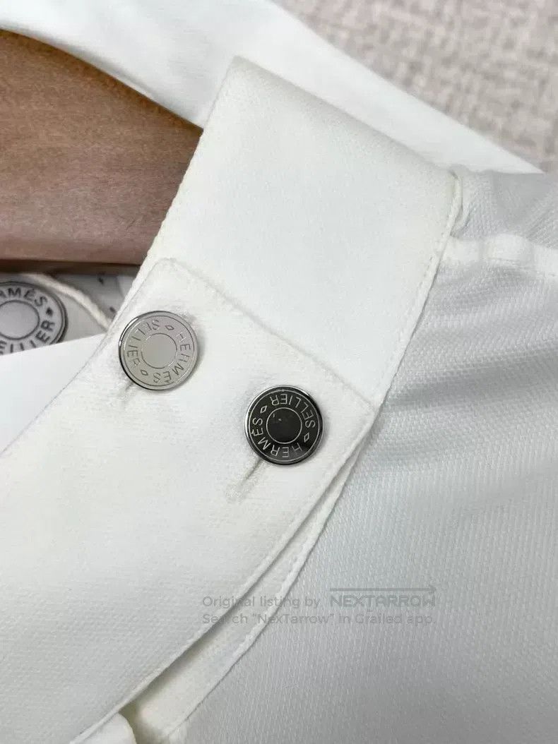 Hermes Hermes Solid Color Logo Buttoned Shirt Size M / US 6-8 / IT 42-44 - 3 Thumbnail