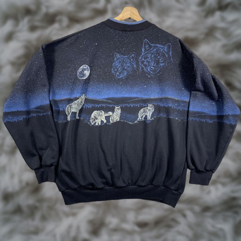 VINTAGE Artisans Wolf Nature Crewneck Sweatshirt Sweatshirt 2XL Adult Navy AOP Wolves Mens