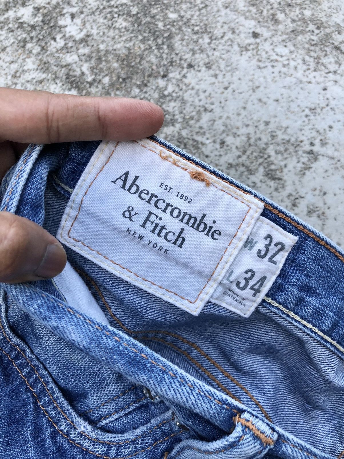 Abercrombie & Fitch FLARED A&F WASHED BLUE DENIM Size US 34 / EU 50 - 6 Thumbnail
