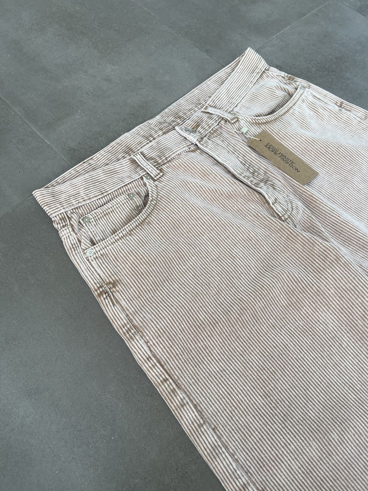 Weekday !DS! Weekday Space Washed Corduroy Baggy Denim Pants Size US 30 / EU 46 - 8 Thumbnail