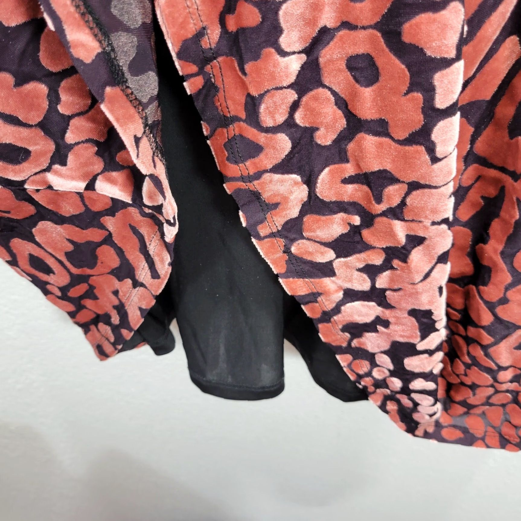 BuddyLove Buddy Love Womens Whitney Velvet Feline Dress Sz M Pink Elastic Waist New Size M / US 6-8 / IT 42-44 - 5 Thumbnail