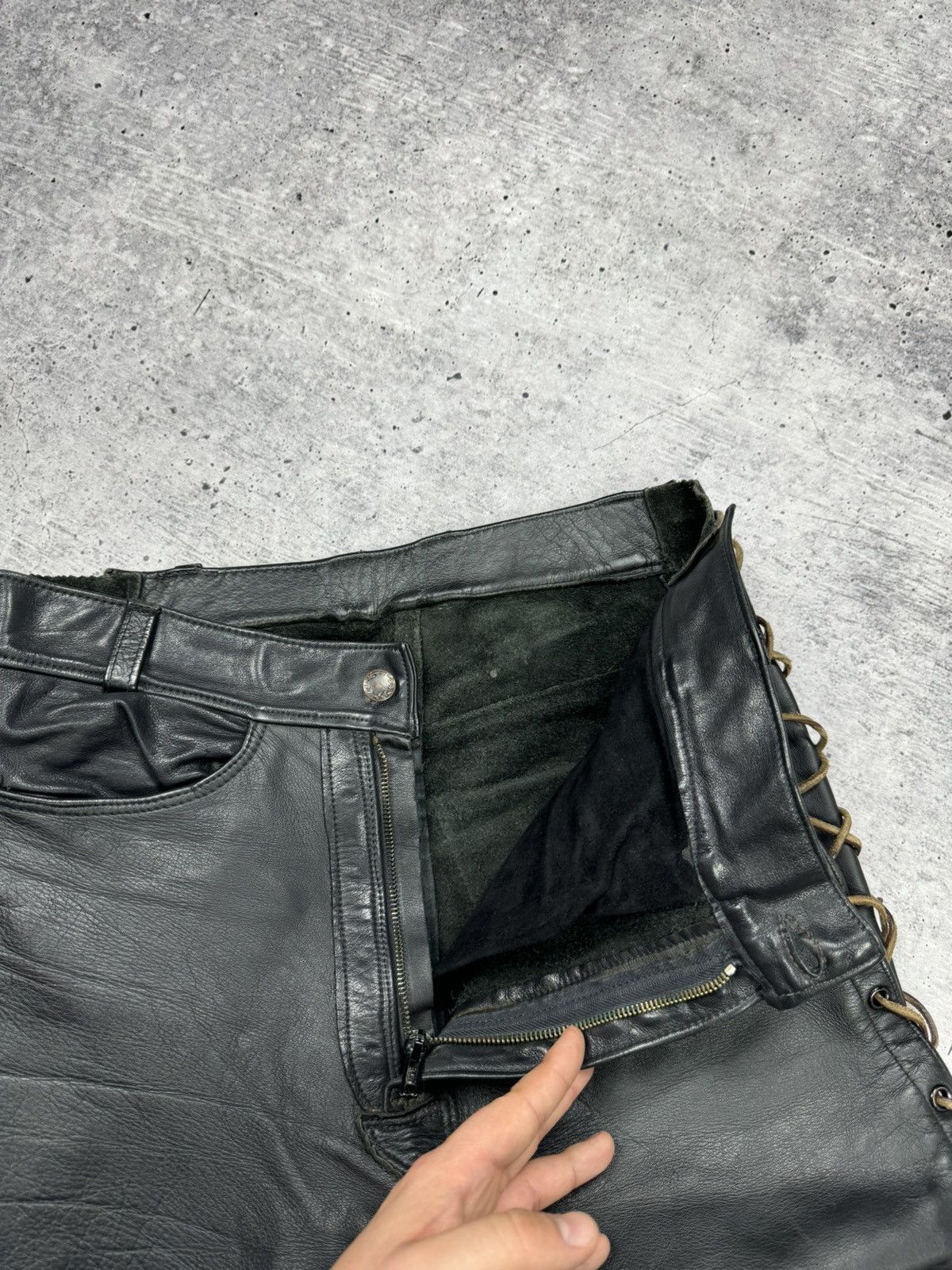 Genuine Leather × Vintage Vintage 90’s Y2K Style Casual Cowboy Genuine Leather Pants Size US 31 - 15 Thumbnail