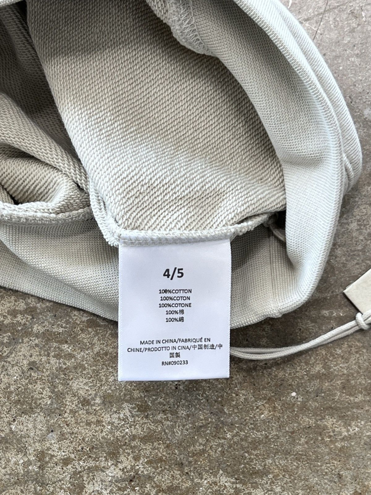 Fear of God Fear of God FOG Essentials SS Crewneck Youth XSmall 4/5 Size US XXS / EU 40 - 6 Thumbnail
