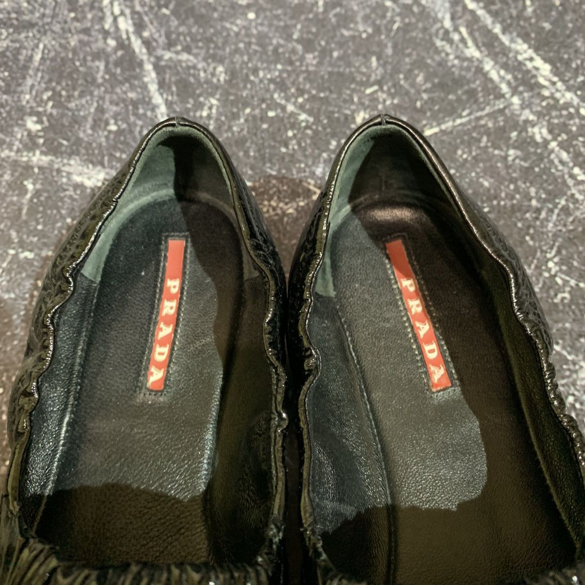 Prada Prada Sport Patent Leather Scrunch Mary Jane Ballet 36 Size Size US 6 / IT 36 - 14 Thumbnail