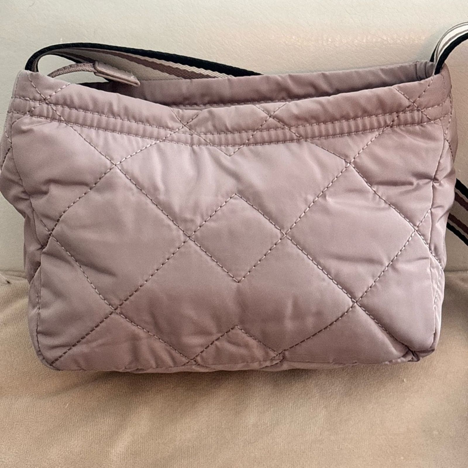 Marc Jacobs Marc Jacobs Quilted Crossbody Bag Taupe with Striped Strap Size ONE SIZE - 7 Thumbnail