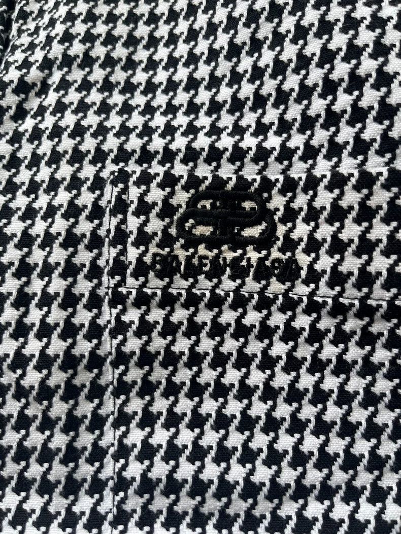 Balenciaga Balenciaga size 34 Lock embroidered houndstooth shirt with Size US M / EU 48-50 / 2 - 3 Thumbnail