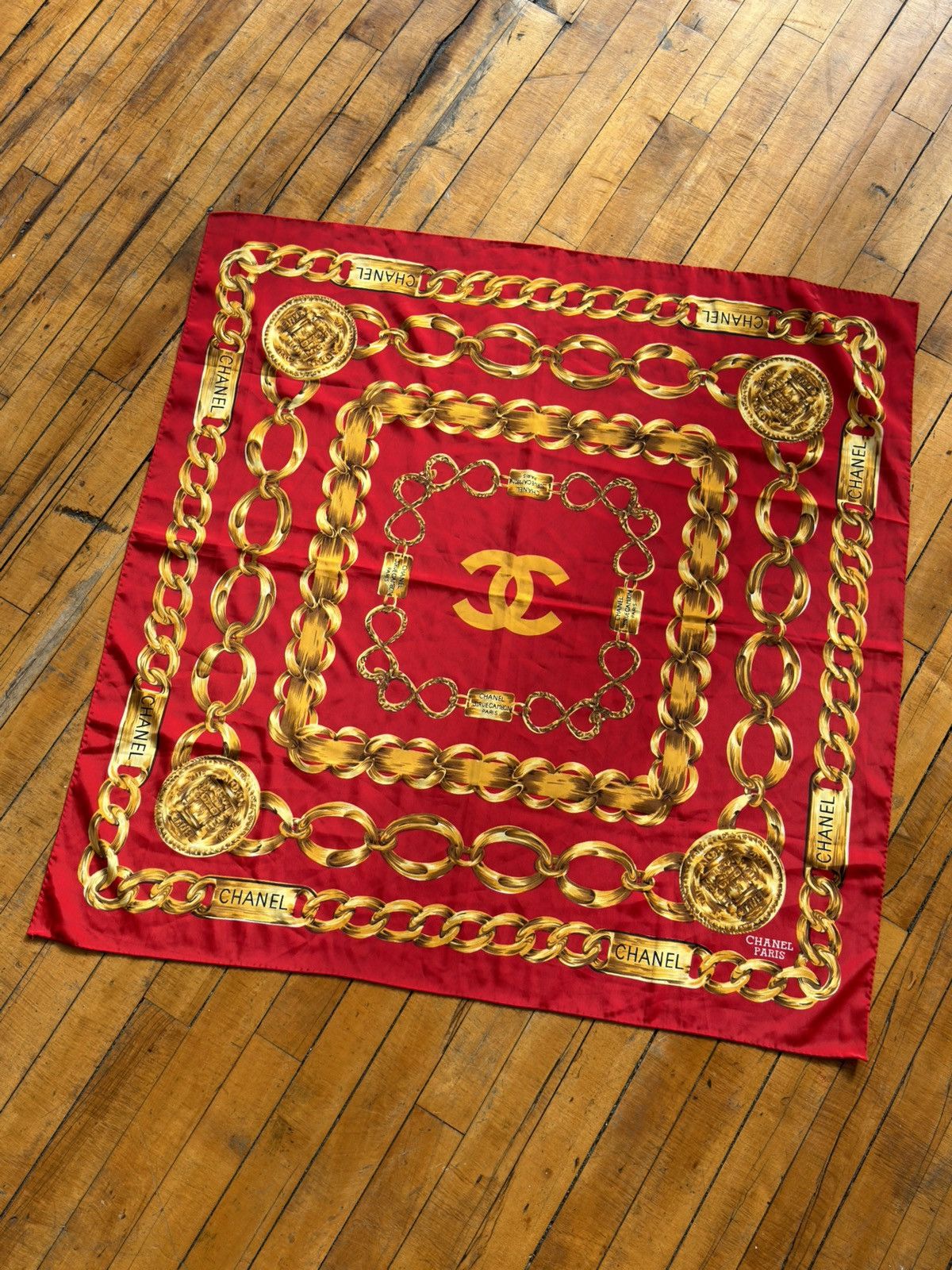 Chanel Authentic Vintage 1980’s Chanel Scarf Size ONE SIZE - 1 Thumbnail