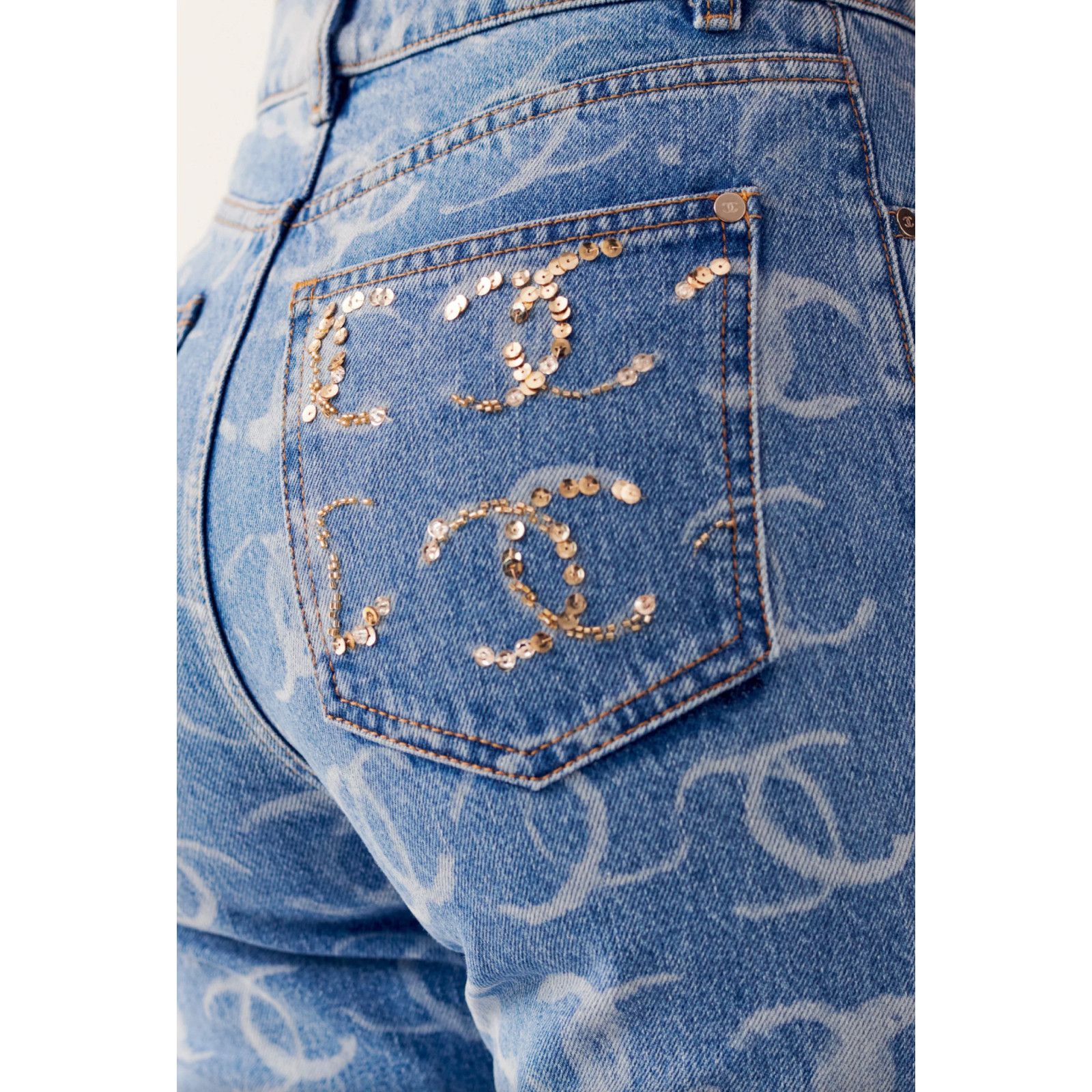 Chanel Chanel Denim White CC Printed Logo Sequin Skinny Jeans 38 Size 26" / US 2 / IT 38 - 9 Thumbnail