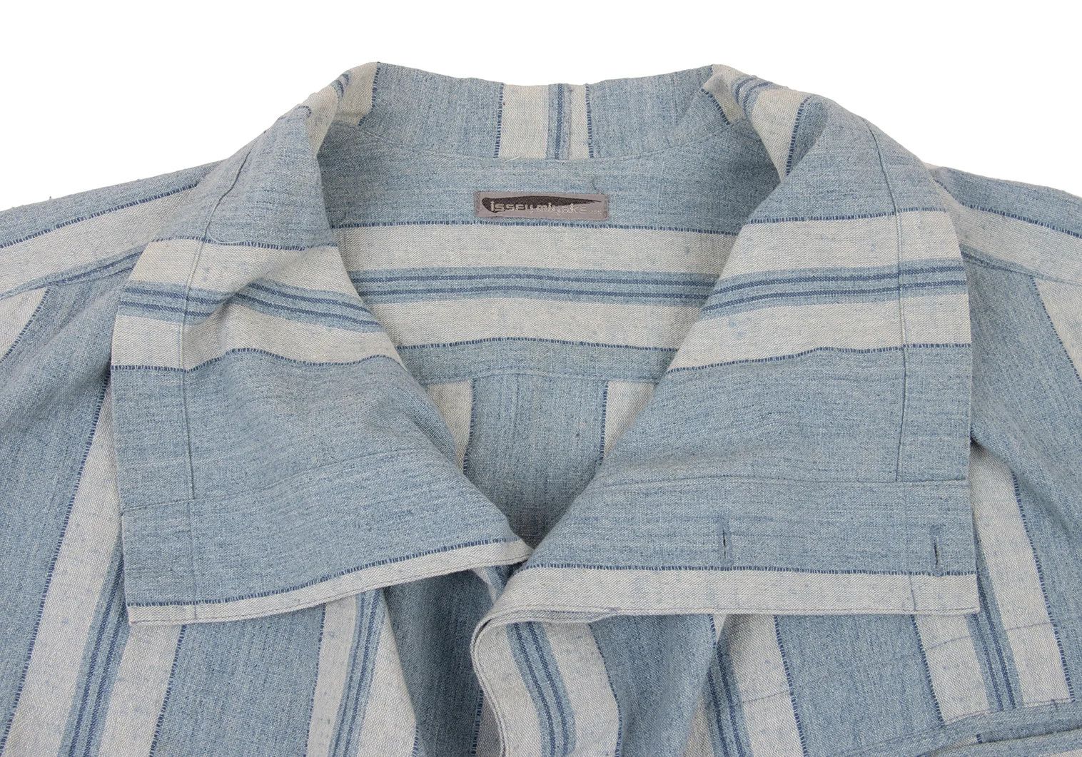 Issey Miyake Stand Neck Striped Shirt in Light Blue, Size M Size US M / EU 48-50 / 2 - 3 Thumbnail