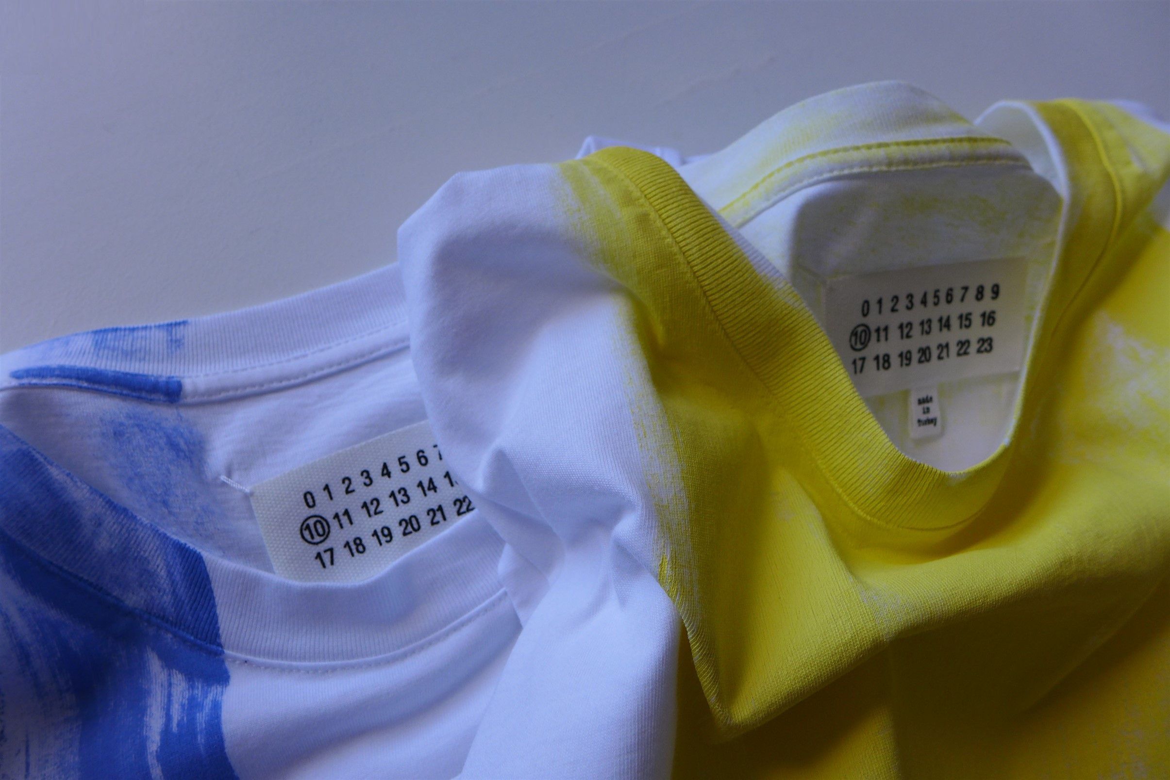 Maison Margiela Margiela Three-Pack White Multicolored T-Shirts Size US L / EU 52-54 / 3 - 13 Thumbnail