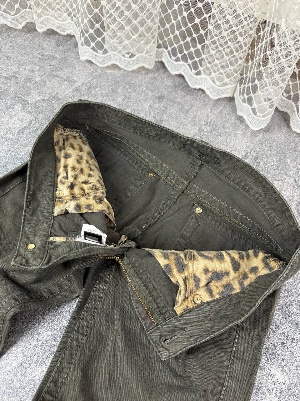 Roberto Cavalli Roberto Cavalli coquette core flared y2k distressed jeans Size 27" / US 4 / IT 40 - 8 Thumbnail