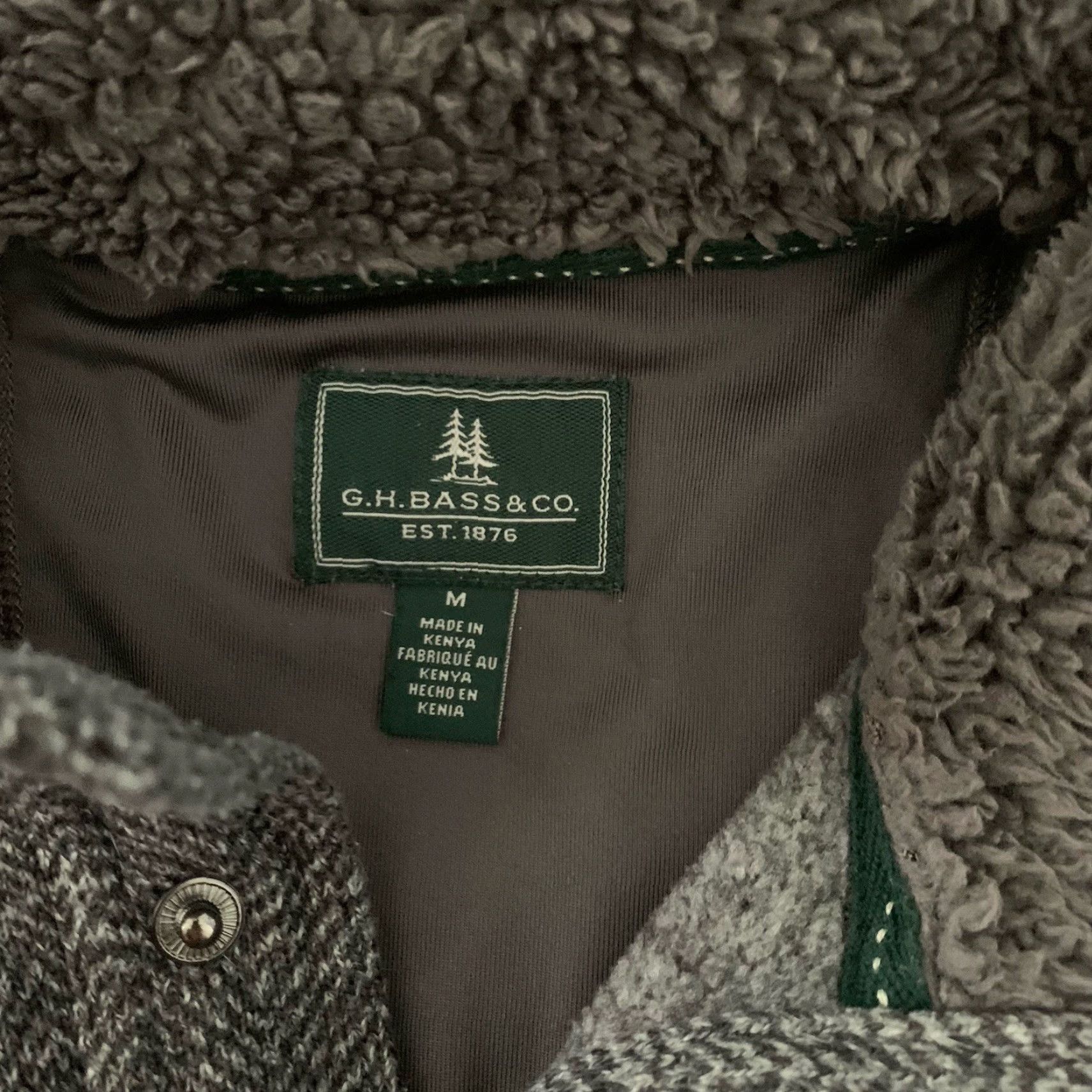 Vintage G.H. Bass & Co. 1/4 Snap Pullover Mens Medium Herringbone Sweater Fleece Lined Pockets Gray Mock Neck Knit Pullover Shirt? Size US M / EU 48-50 / 2 - 5 Thumbnail