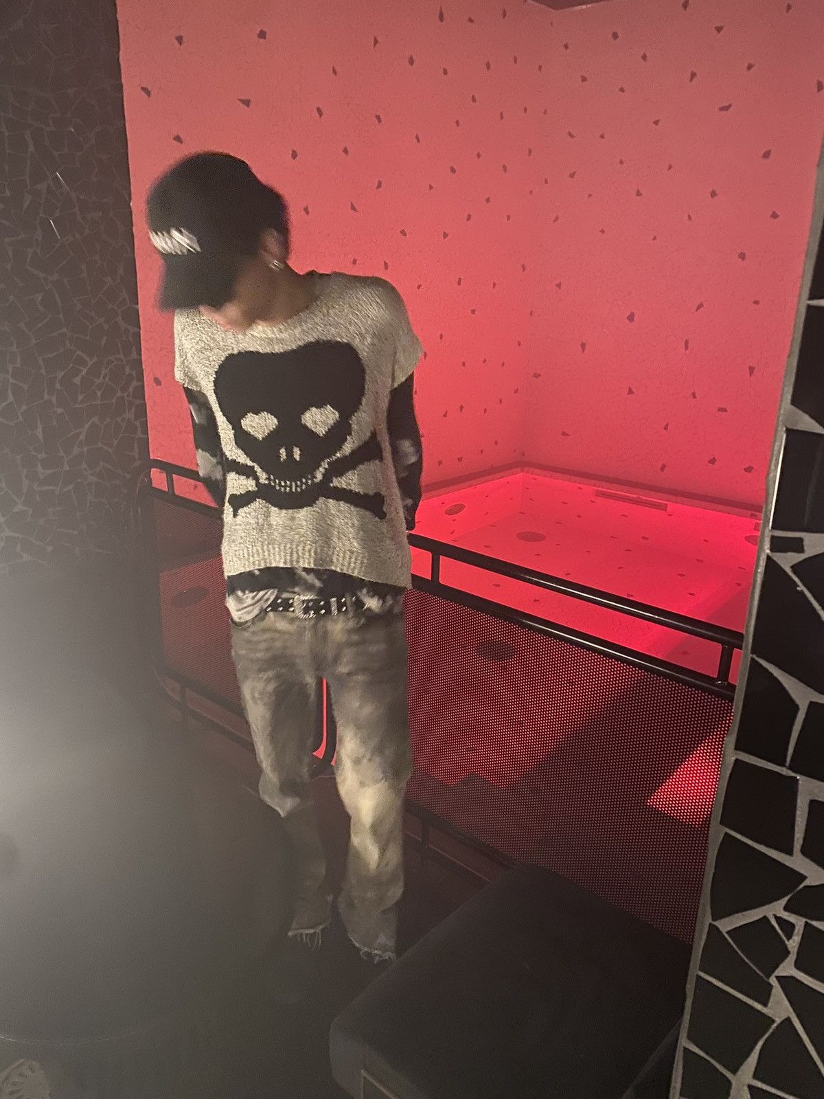 Japanese Brand Heart Eyed Skulls sleeveless knit Size US M / EU 48-50 / 2 - 1 Thumbnail