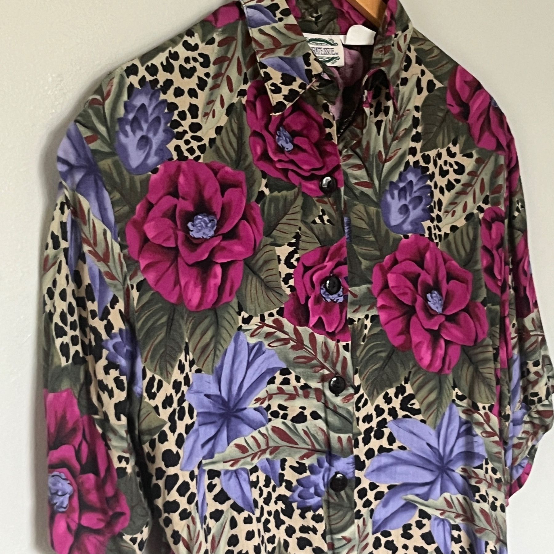 Designer Vintage Separate Issue Short-Sleeve Shirt Size Small Size US S / EU 44-46 / 1 - 1 Thumbnail