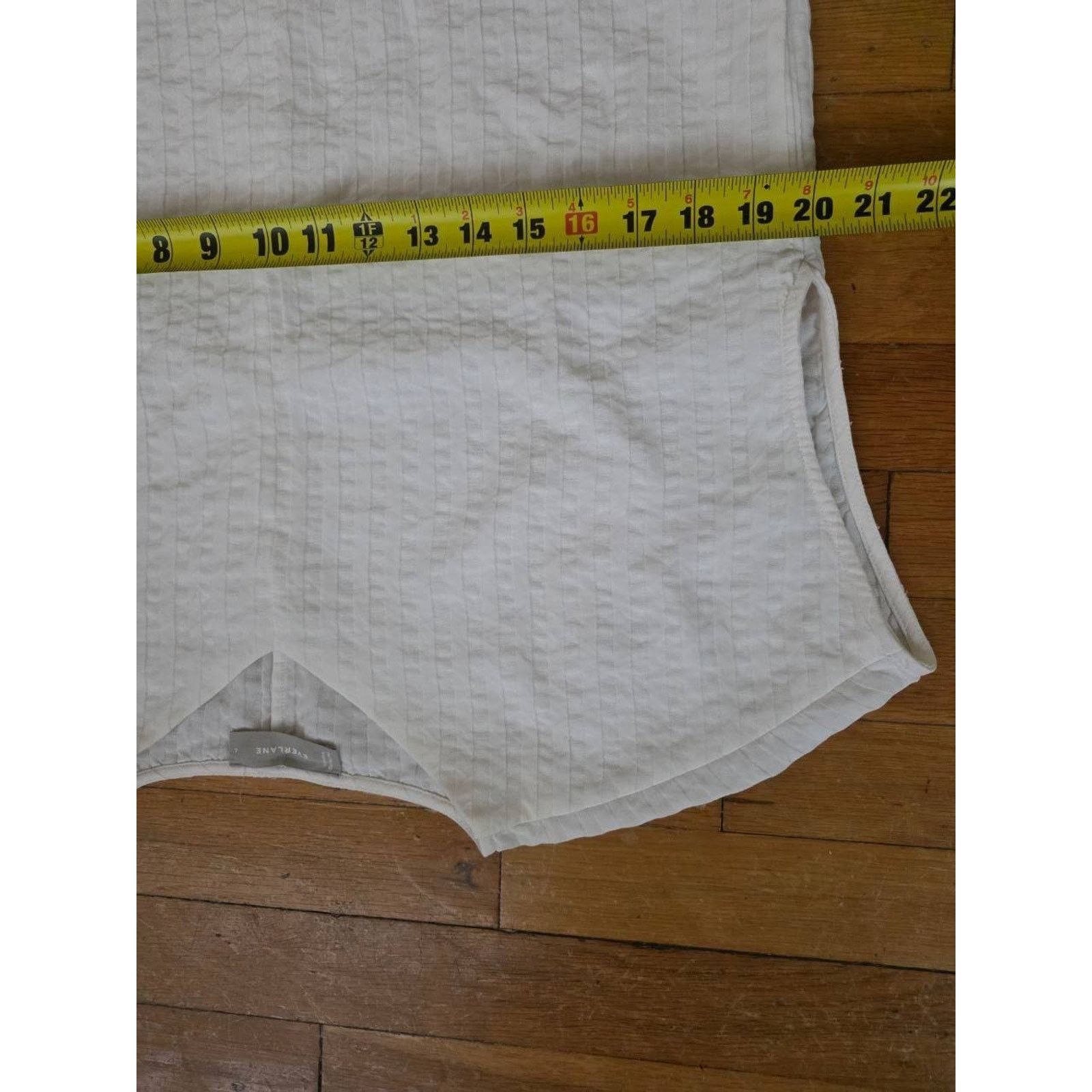 Everlane Everlane White Shirt V-neck pullover Size 4 A001674 Size S / US 4 / IT 40 - 4 Thumbnail