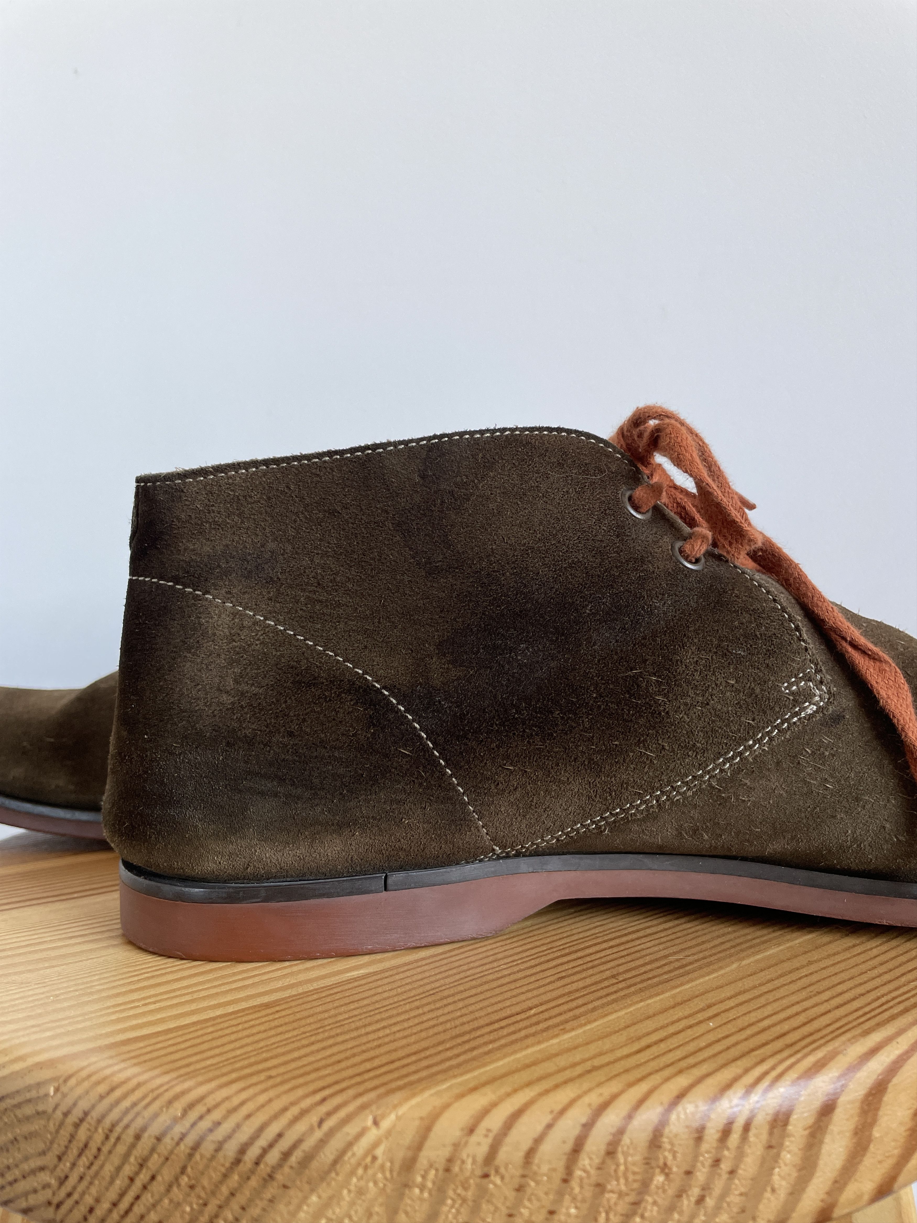 John Varvatos John Varvatos Suede Brown Chukka Boots Size US 9 Size US 9 / EU 42 - 4 Thumbnail