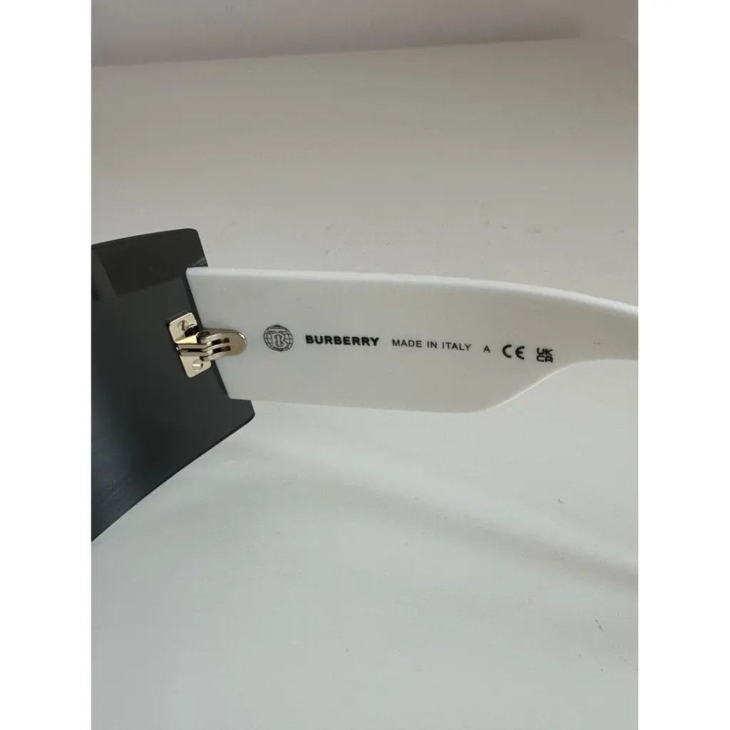 Burberry Burberry new sunglasses white UNISEX model Size ONE SIZE - 8 Thumbnail