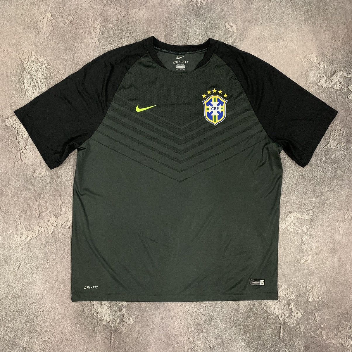 Nike Nike 2014-15 Brazil Pre-Match T Shirt Size XL-2XL Size US XXL / EU 58 / 5 - 1 Thumbnail
